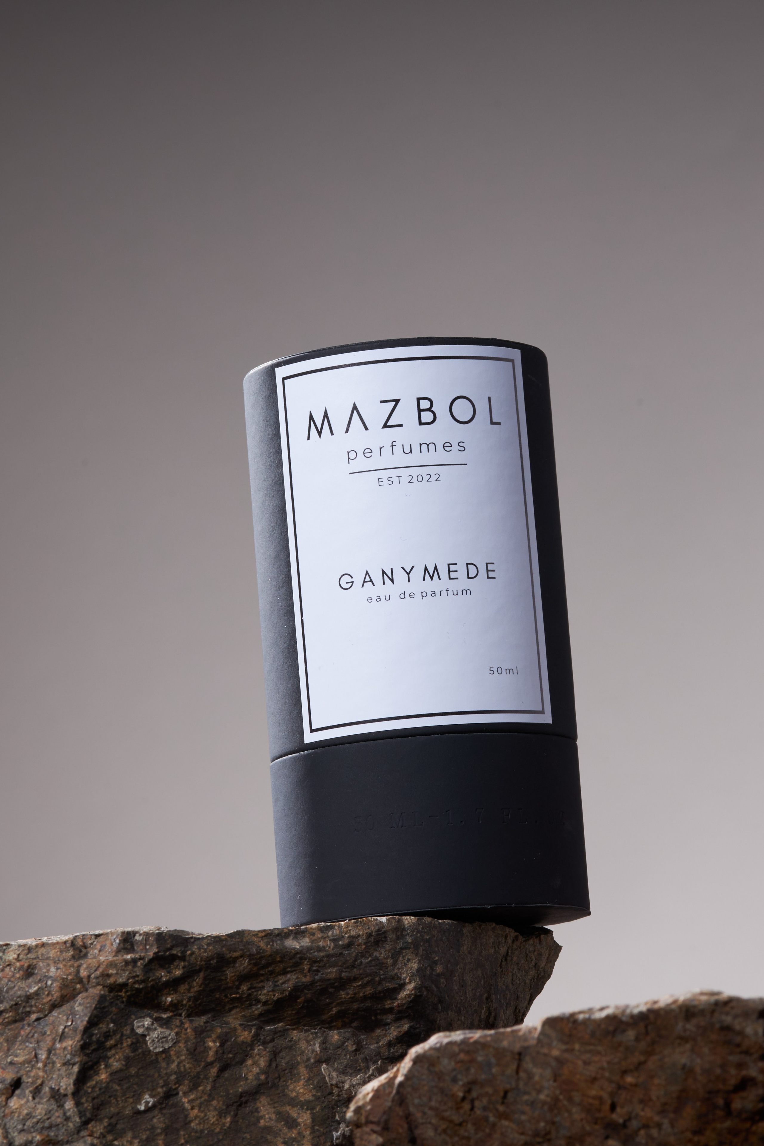 Mazbol. Свадебный и студийный фотограф в Алматы Ильяс Кырбаев