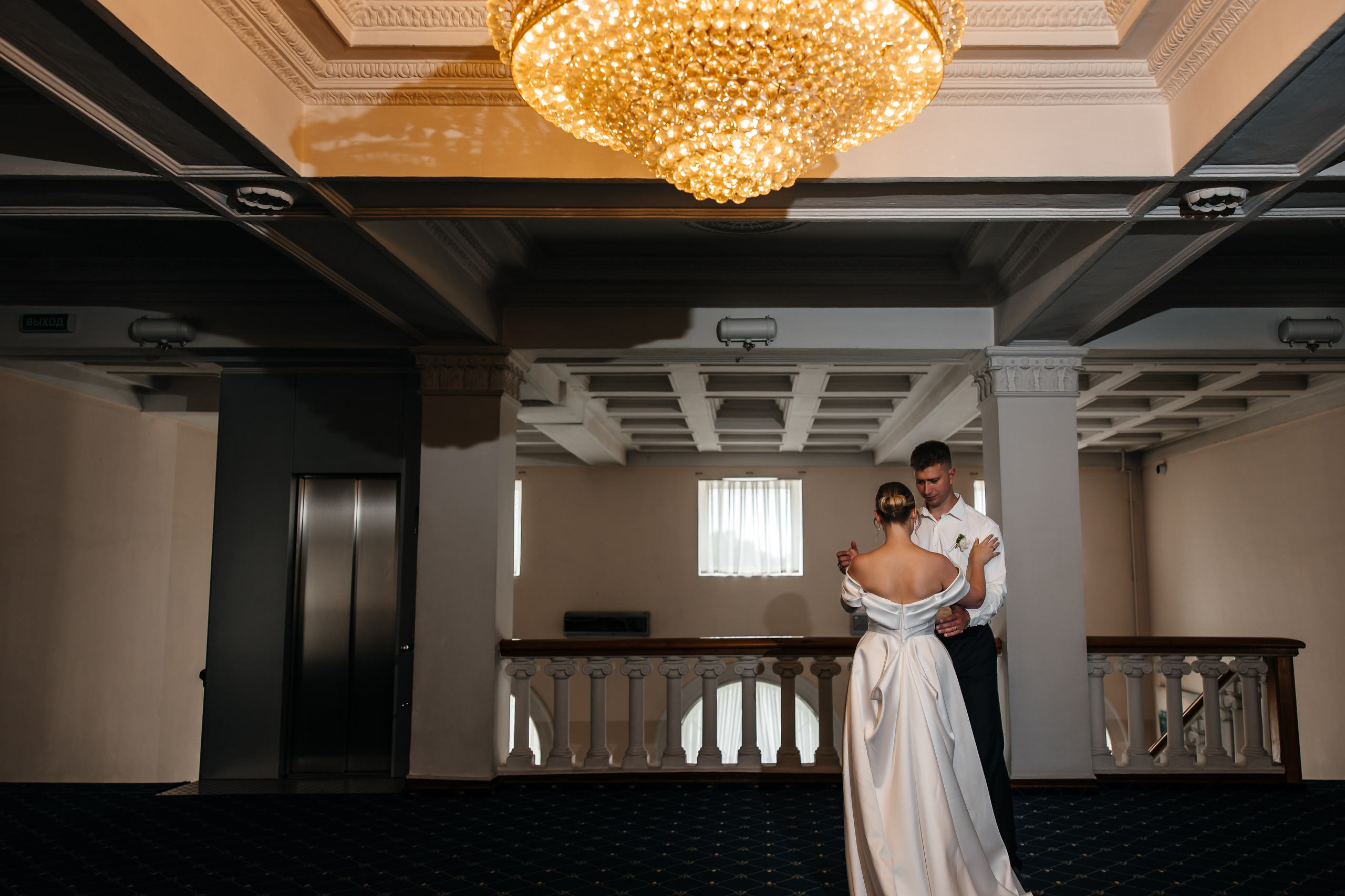 Анонс свадьбы Юлии и Игоря. Городская лавстори в Севастополе. Свадебный фотограф в Крыму и Севастополе Ольга Баскакова