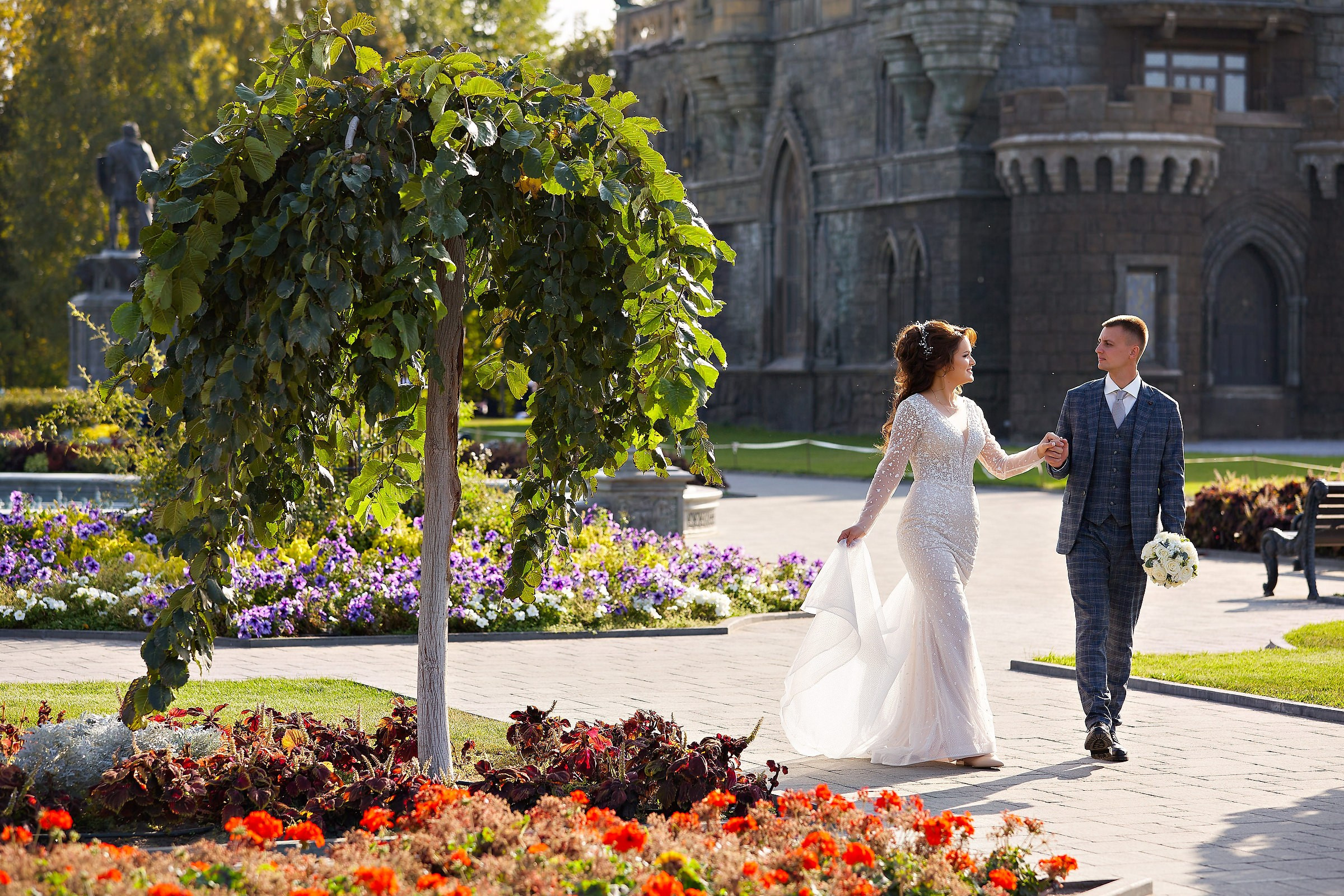 Свадебная фотосессия в замке Гарибальди | Фотограф в Тольятти и Самаре. Фотограф в Москве, Тольятти, Самаре | Ню, будуар, свадебная съемка, интерьерная съемка | Андрей Демотченко