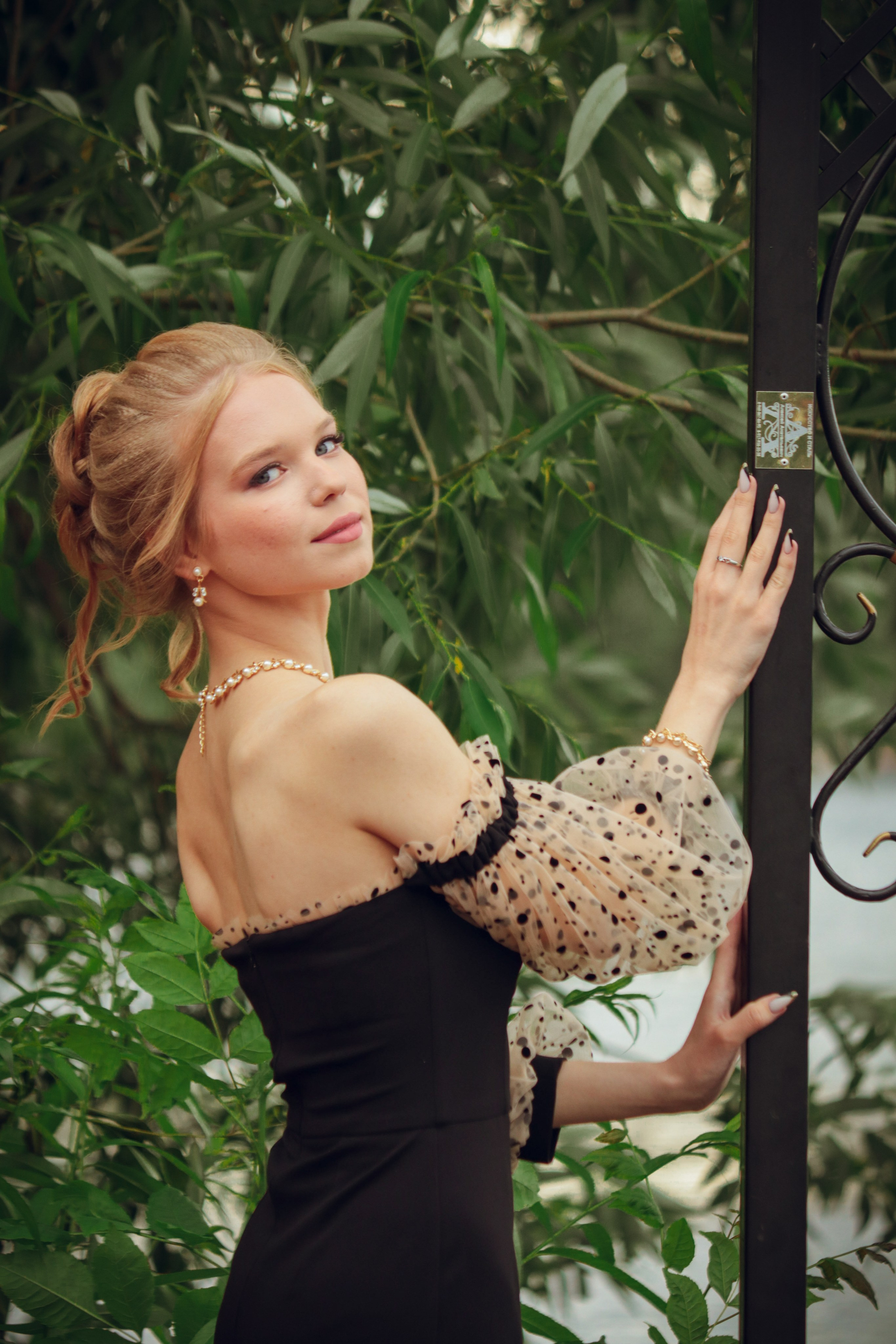 Выпускной 4 школа. Фотограф и видеограф в Бугульме Аня Трутнева