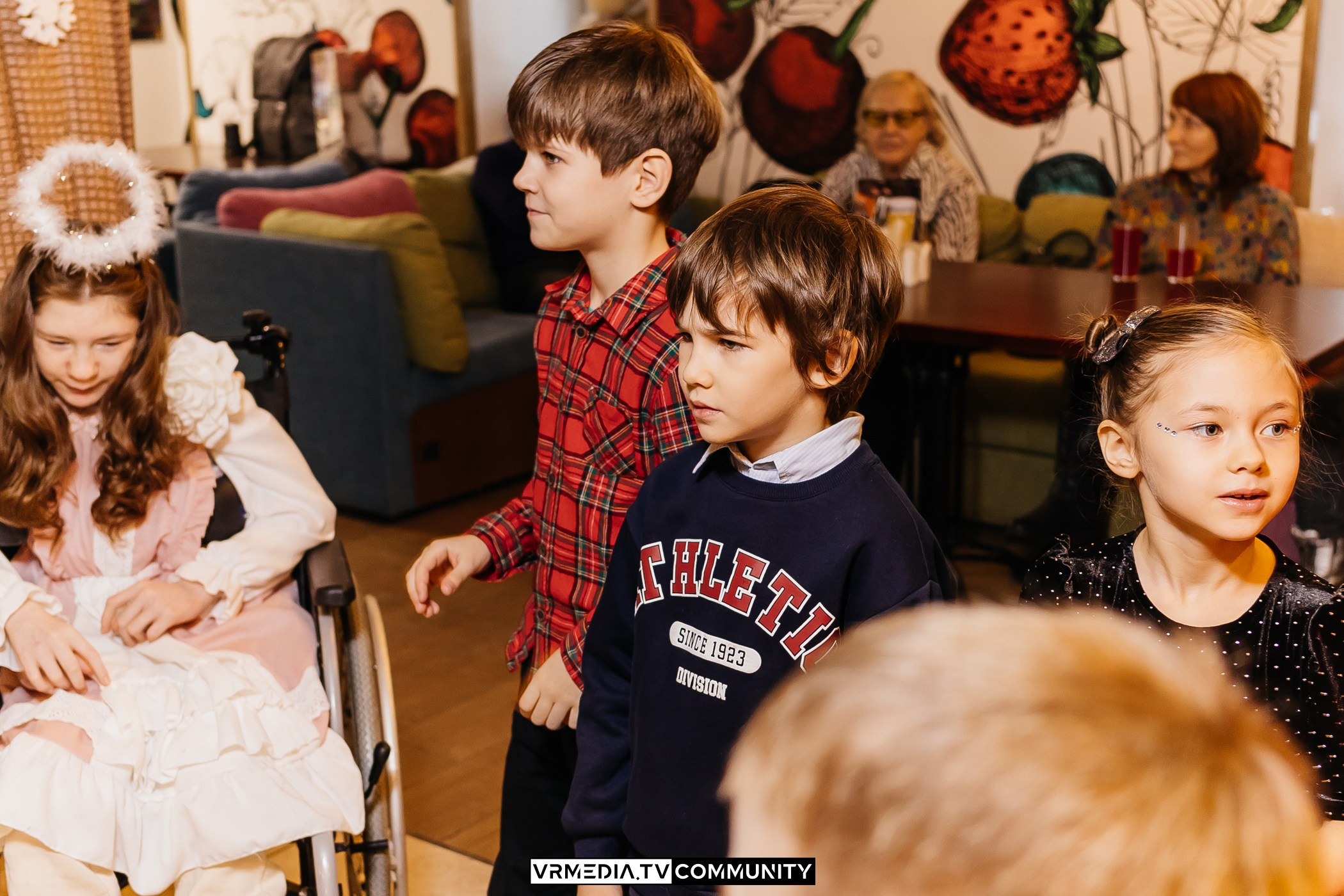 Новогодний вечер в кафе «КАмпот»