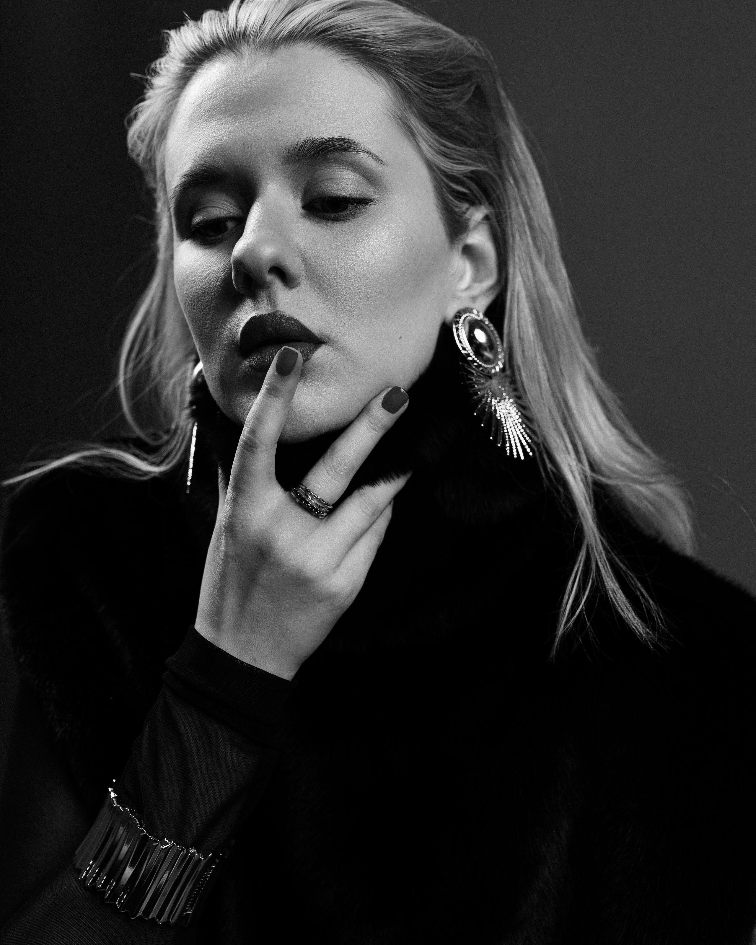 SASHA. Главная