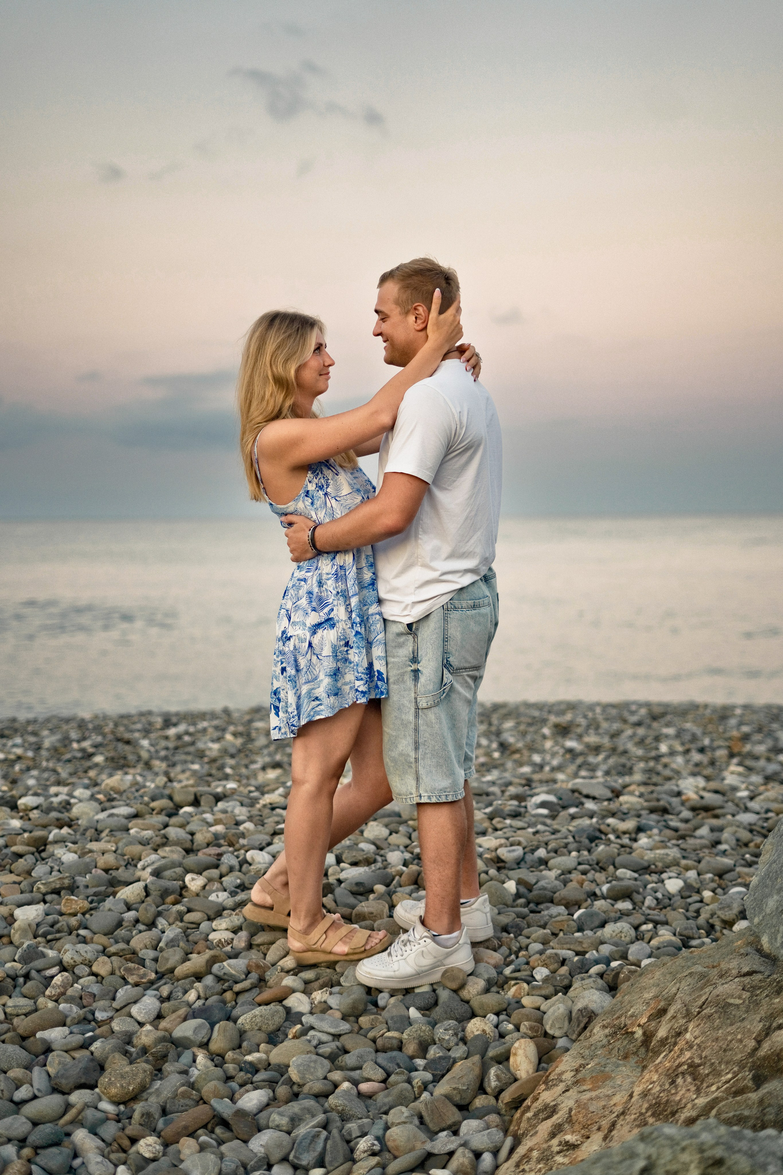 Фотосессия для Артема и Кати в Сириусе. Профессиональный Фотограф в Сочи Марина Ситкина