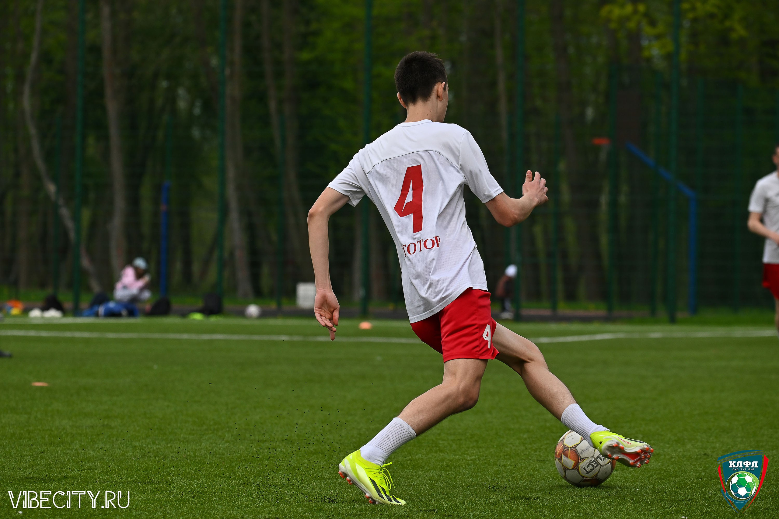 XX ЧЕМПИОНАТ КАЛИНИНГРАДСКОЙ ЛФЛ КАНЦМАРКЕТ39 сезона 2024–2025 гг. VIBECITY.RU Вайб Сити Ру Фоторепортажи Фотоотчеты Калининград