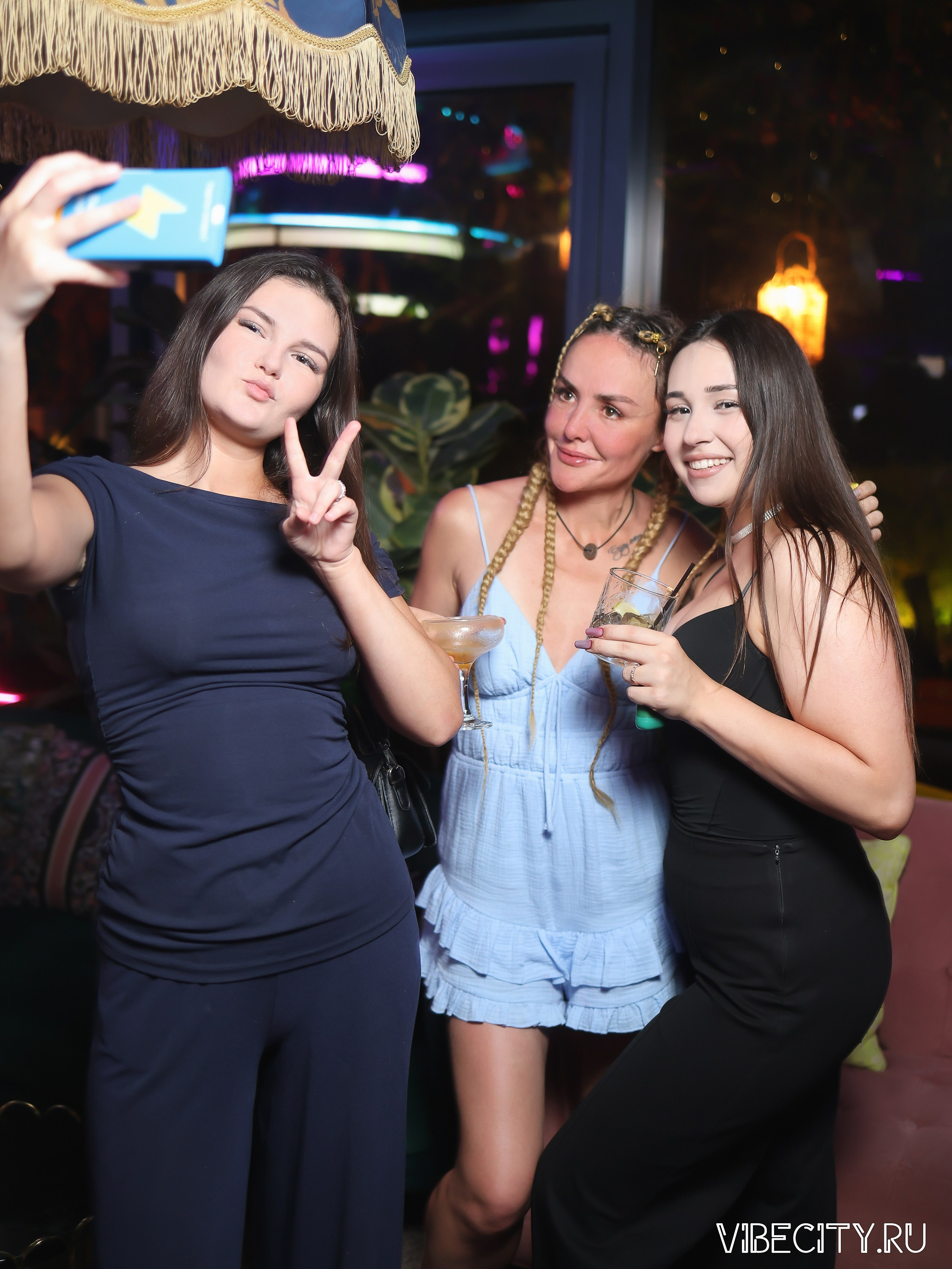 DOUBLE U. VIBECITY.RU Вайб Сити Ру Фоторепортажи Фотоотчеты Калининград