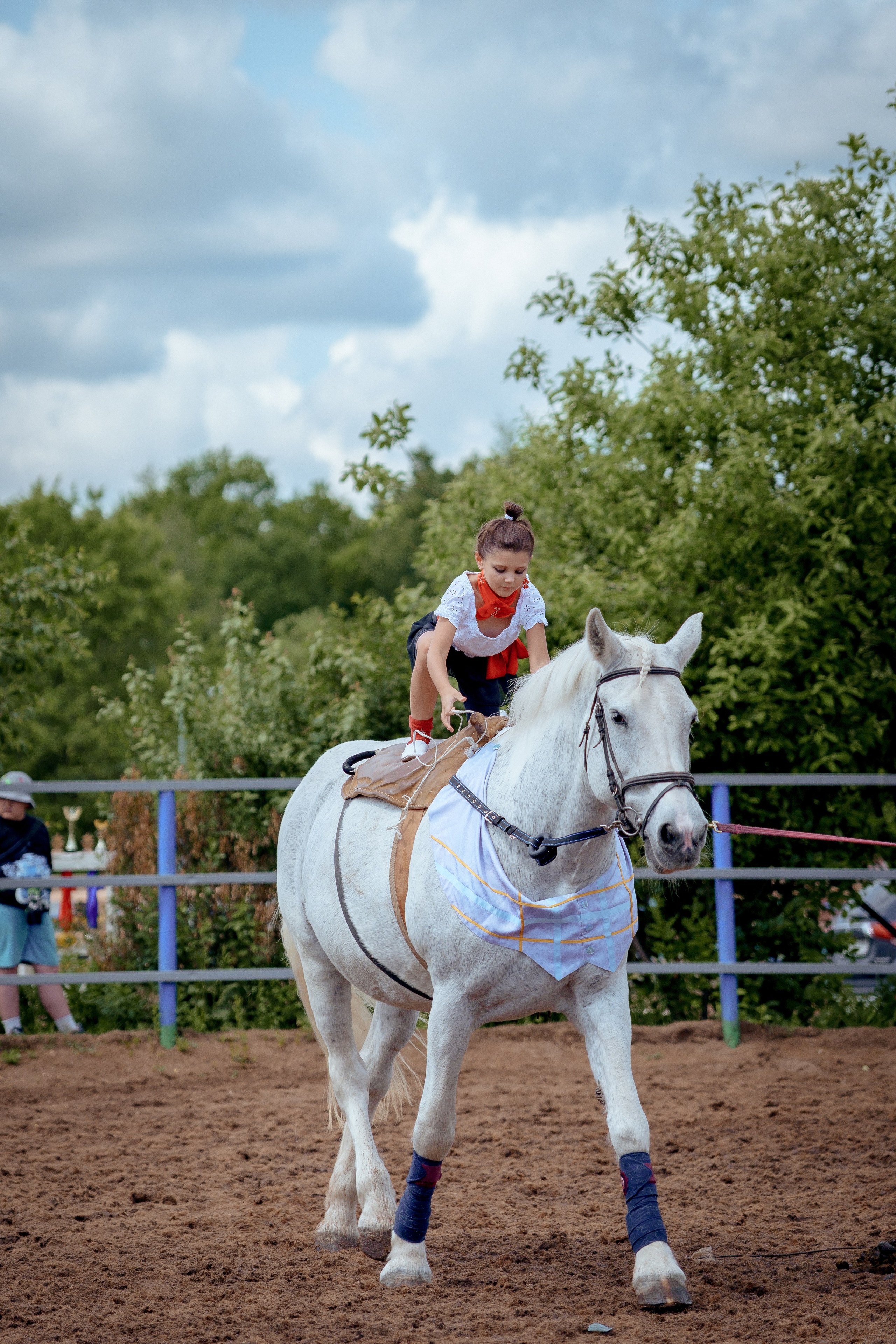 Конный клуб Горки. Портретный и семейный фотограф в Москве/Видное