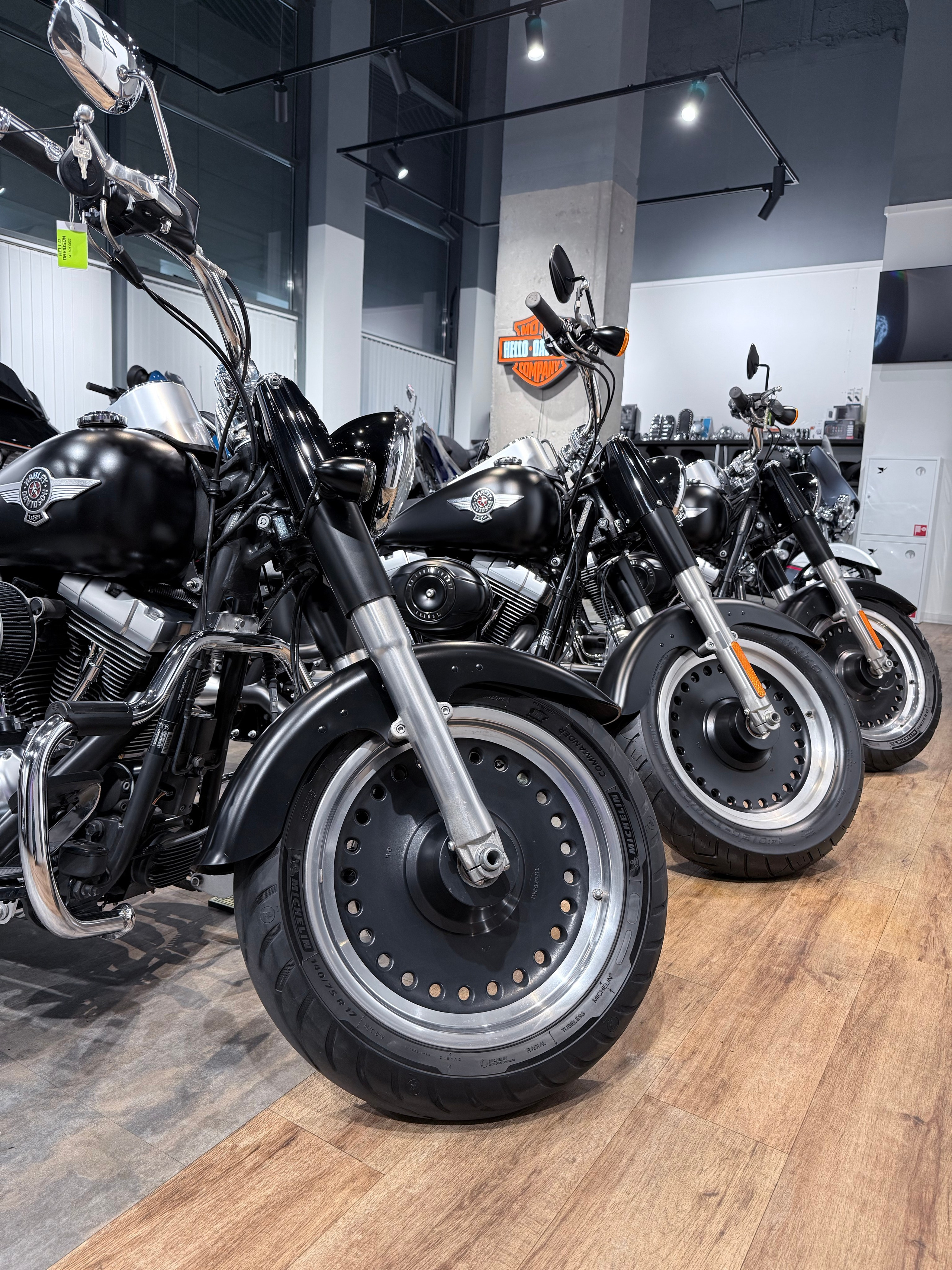 Мотоциклы Harley-Davidson 2013 Softail Black Slim ABS (Семейство Softail, Dyna). Hello Davidson, Москва. Только хорошие мотоциклы…