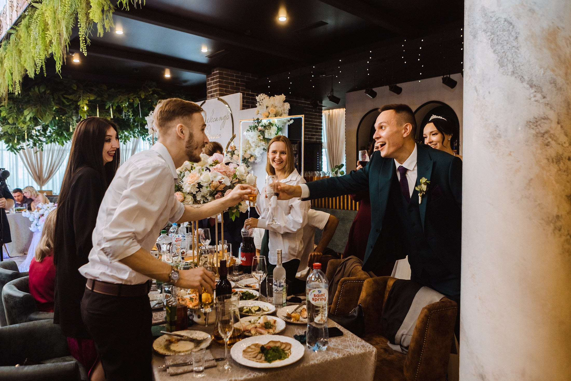Александр и Ольга. Фотографы в городе Волгограде — Людмила Агеева и Алексей Околелов