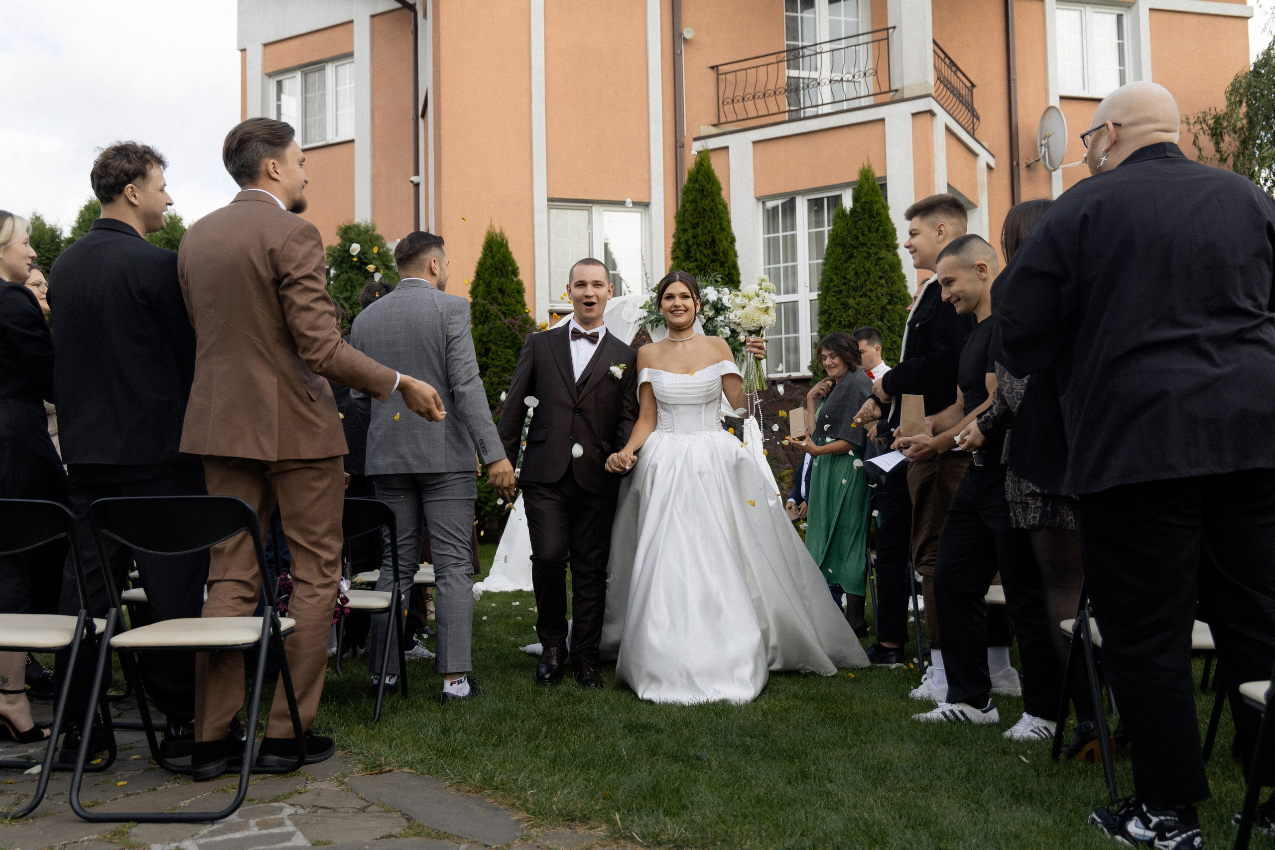 Свадебная фотосессия Анастасии и Игоря в Усадьбе Легенда. Свадебный фотограф в Минске/Беларуси Сергей Спиридонов