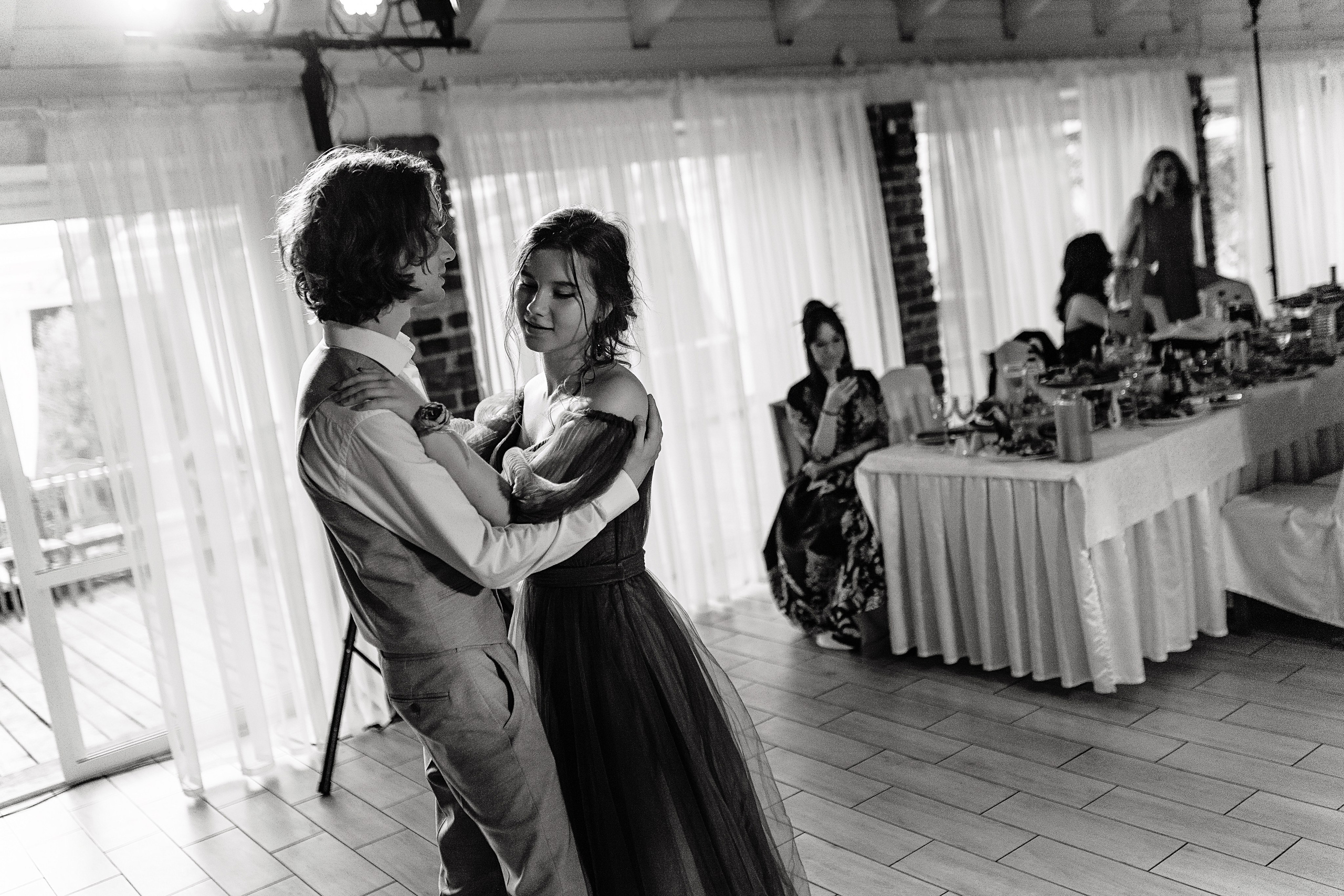 Выпуск лицея Ганзейская Ладья. Свадебный фотограф Калининград Пасюта Данила