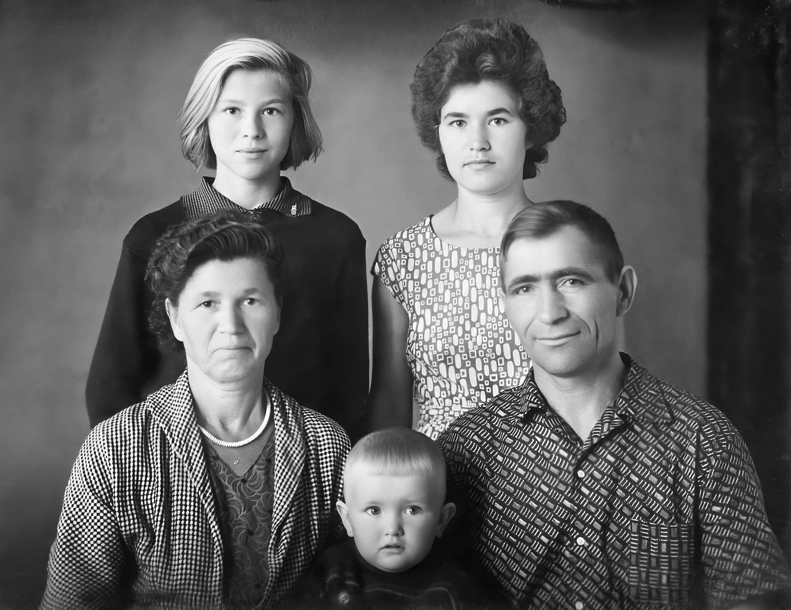 Реставрация и оцифровка архивов. Добро пожаловать в студию «Цифровой скульптор»  где искусство встречается с технологиями!