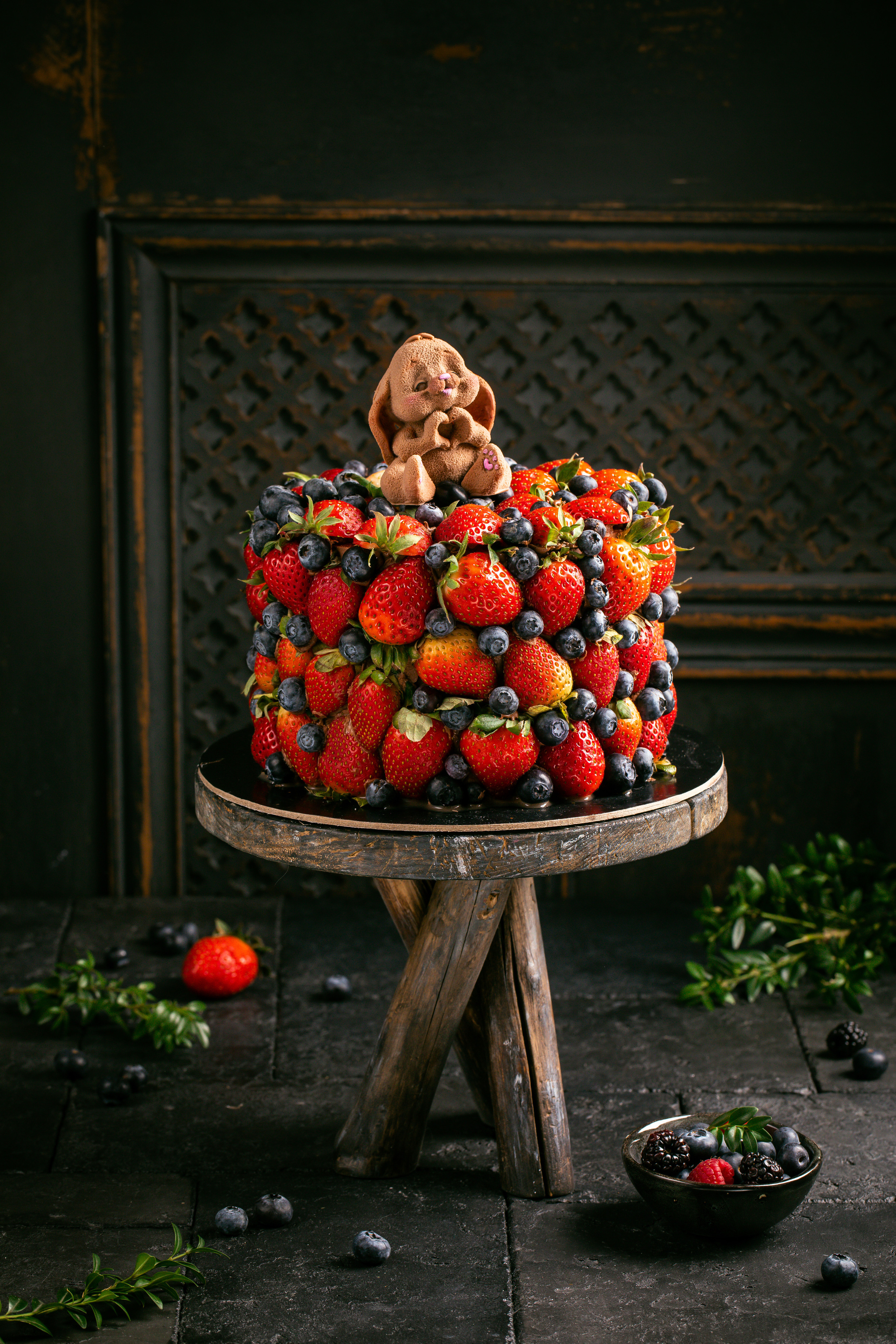 Cakeinflowers десерты. Фудфотограф, фудстилист и сет дизайнер в Москве Алена Синицына