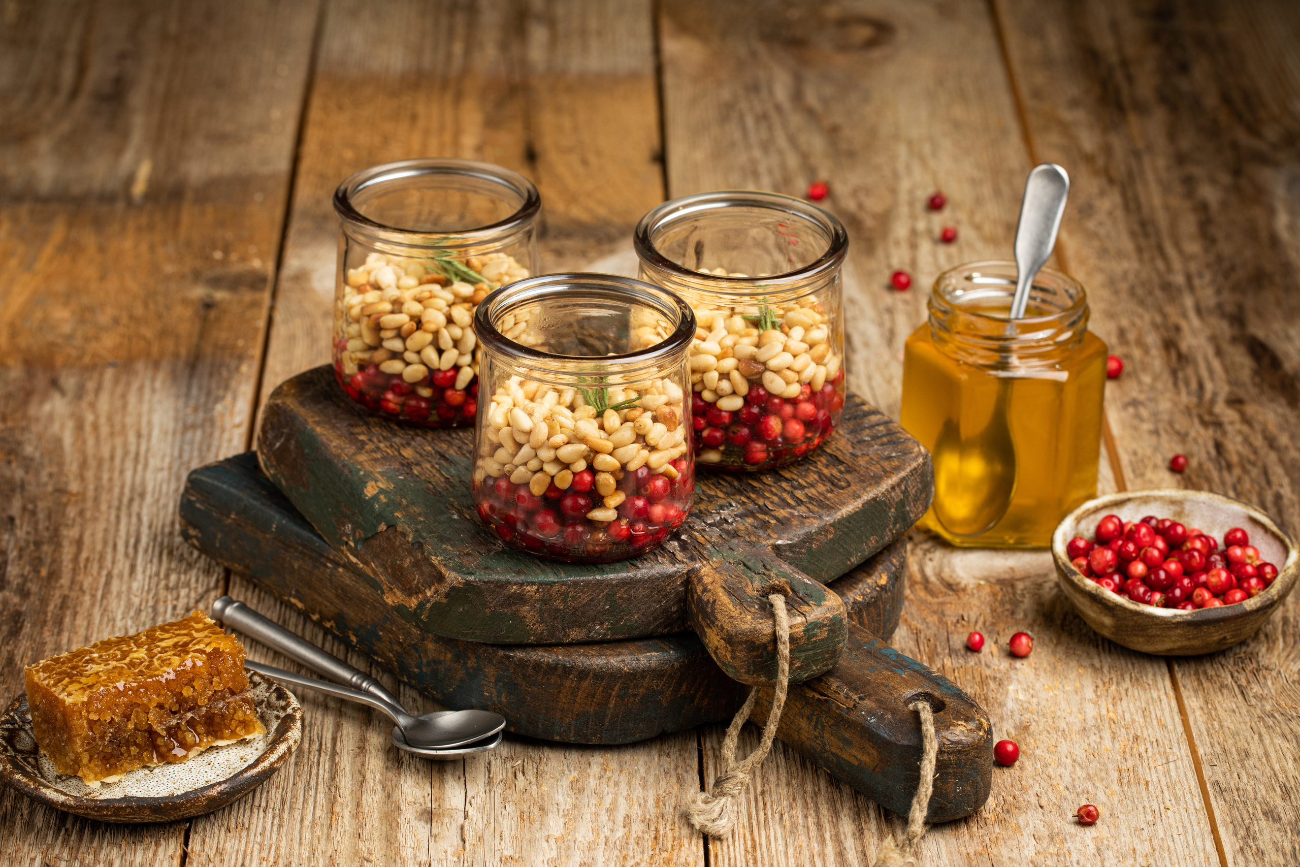 Нутрициолог Жанна Тиханычева, книга рецептов. Фудфотограф, фудстилист и сет дизайнер в Москве Алена Синицына