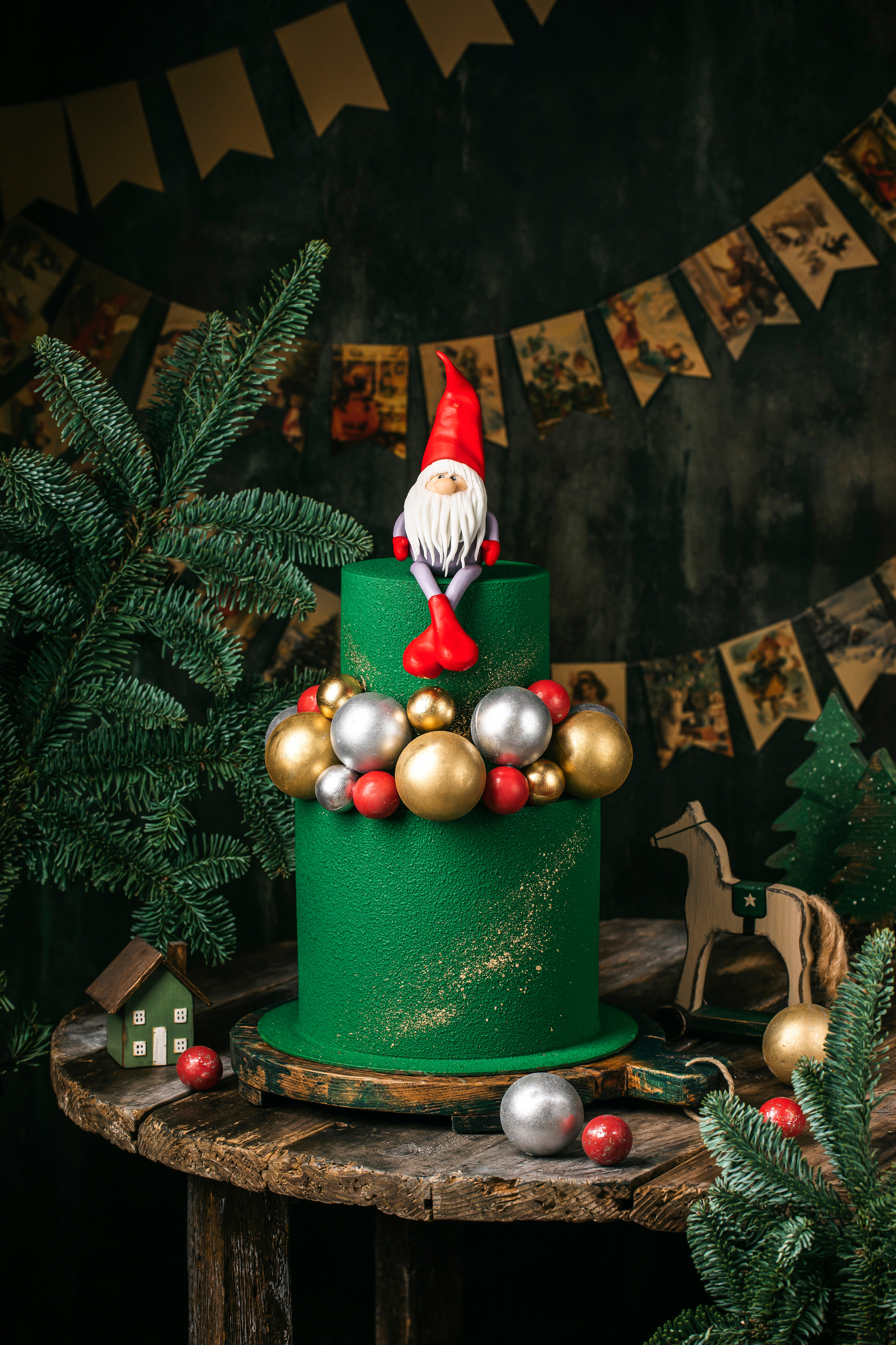 Cakeinflowers десерты. Фудфотограф, фудстилист и сет дизайнер в Москве Алена Синицына