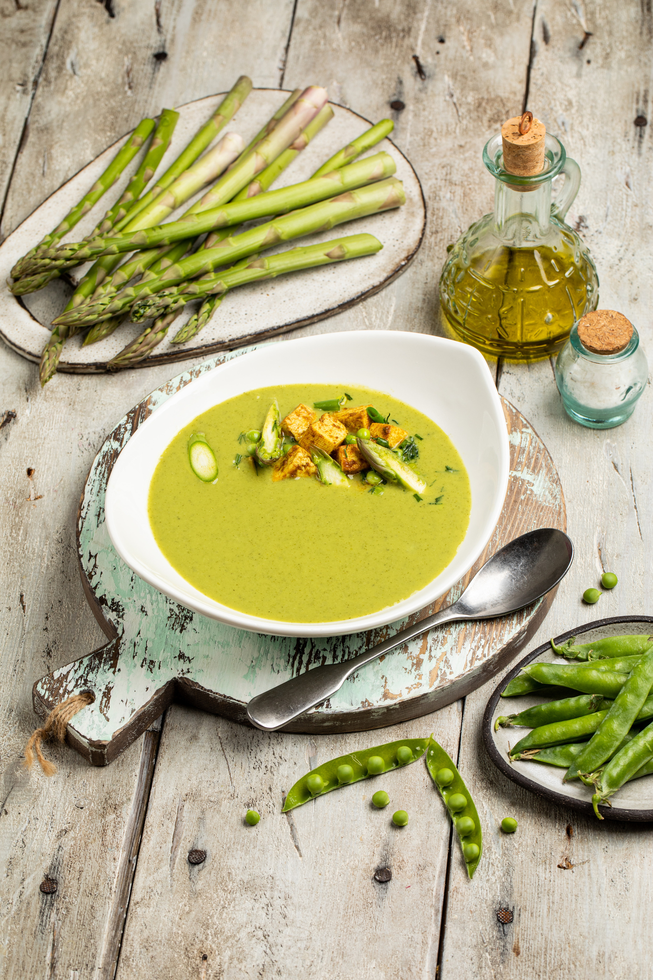 Нутрициолог Жанна Тиханычева, книга рецептов. Фудфотограф, фудстилист и сет дизайнер в Москве Алена Синицына