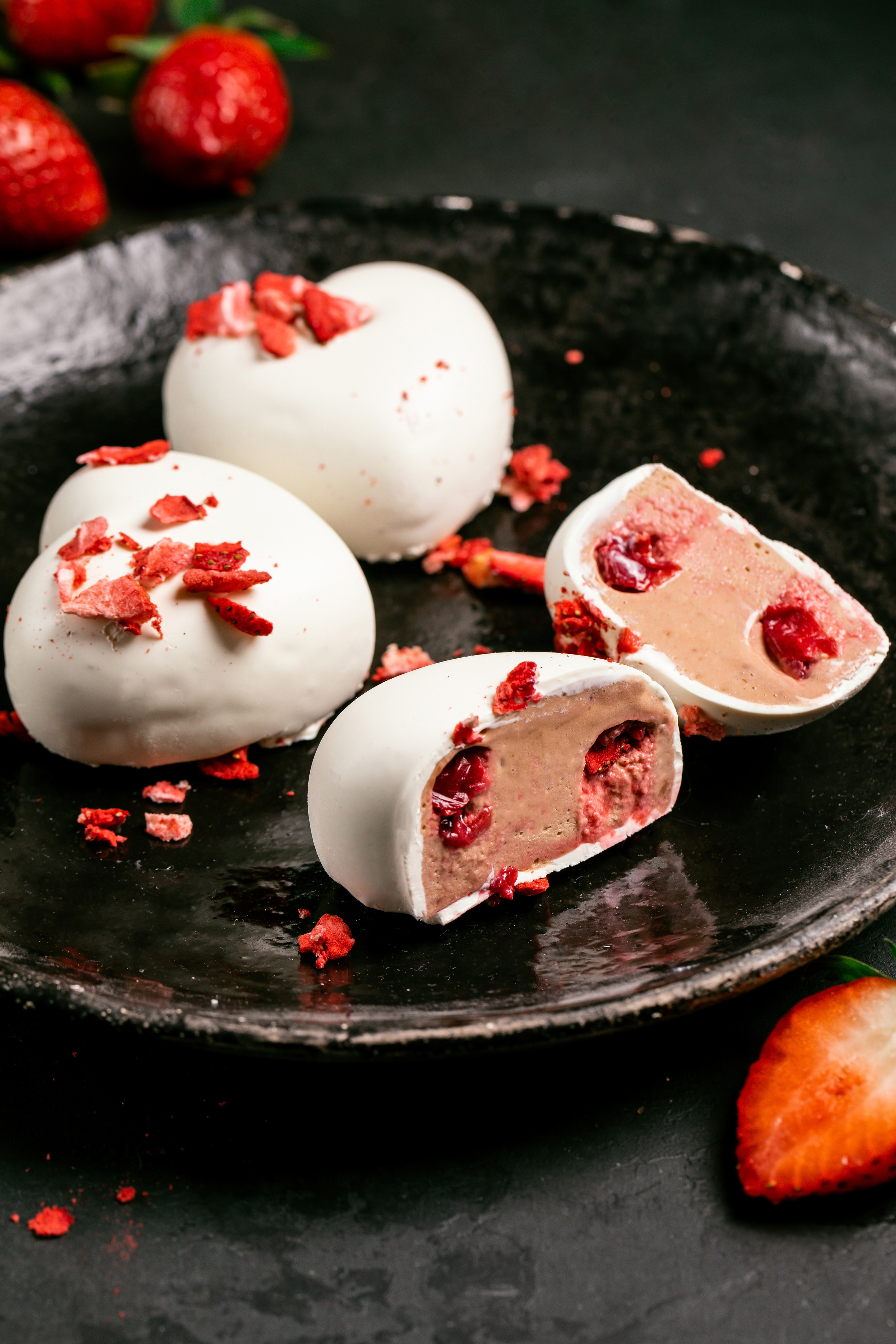 Cakeinflowers десерты. Фудфотограф, фудстилист и сет дизайнер в Москве Алена Синицына