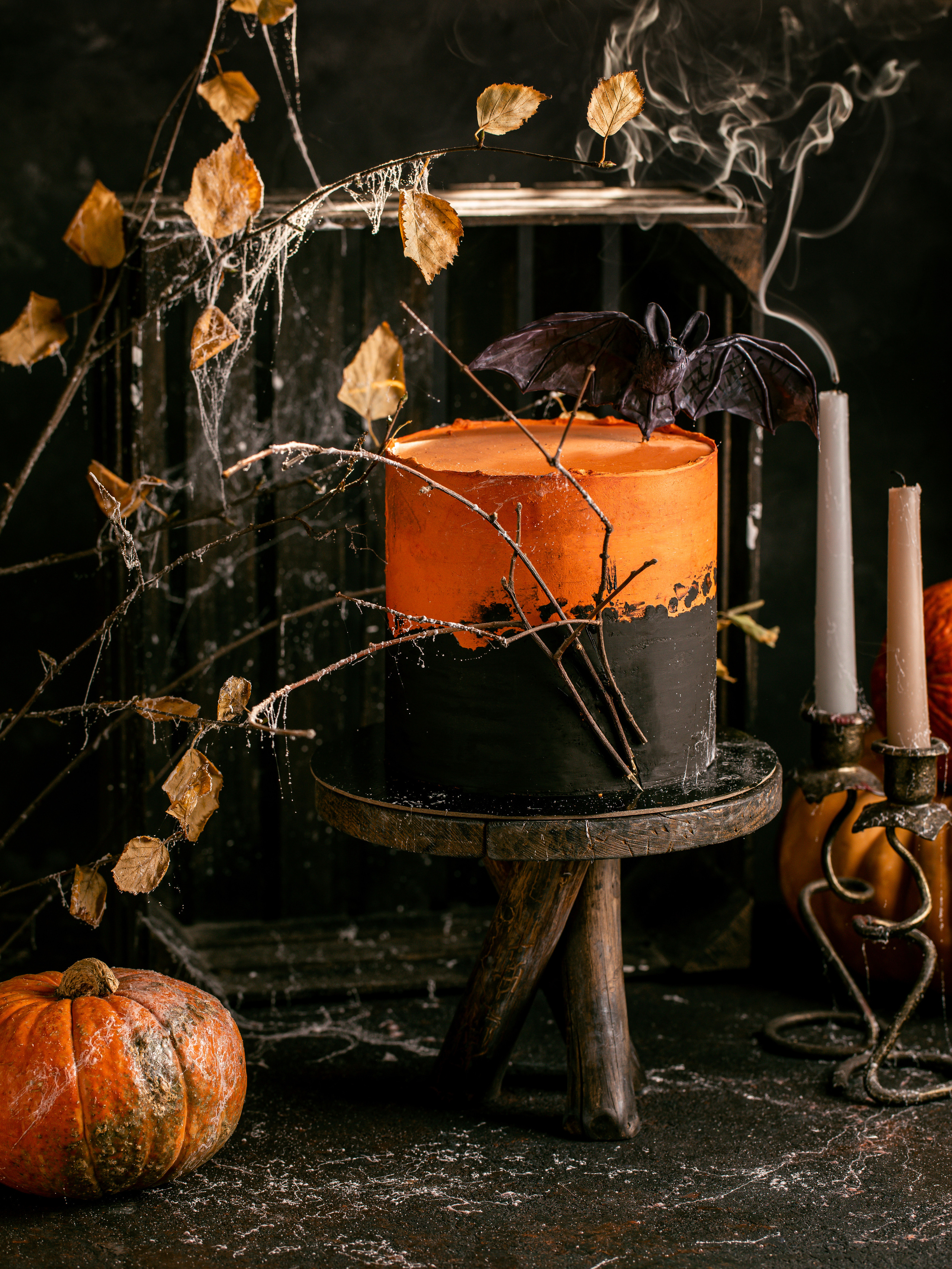 Cakeinflowers десерты. Фудфотограф, фудстилист и сет дизайнер в Москве Алена Синицына