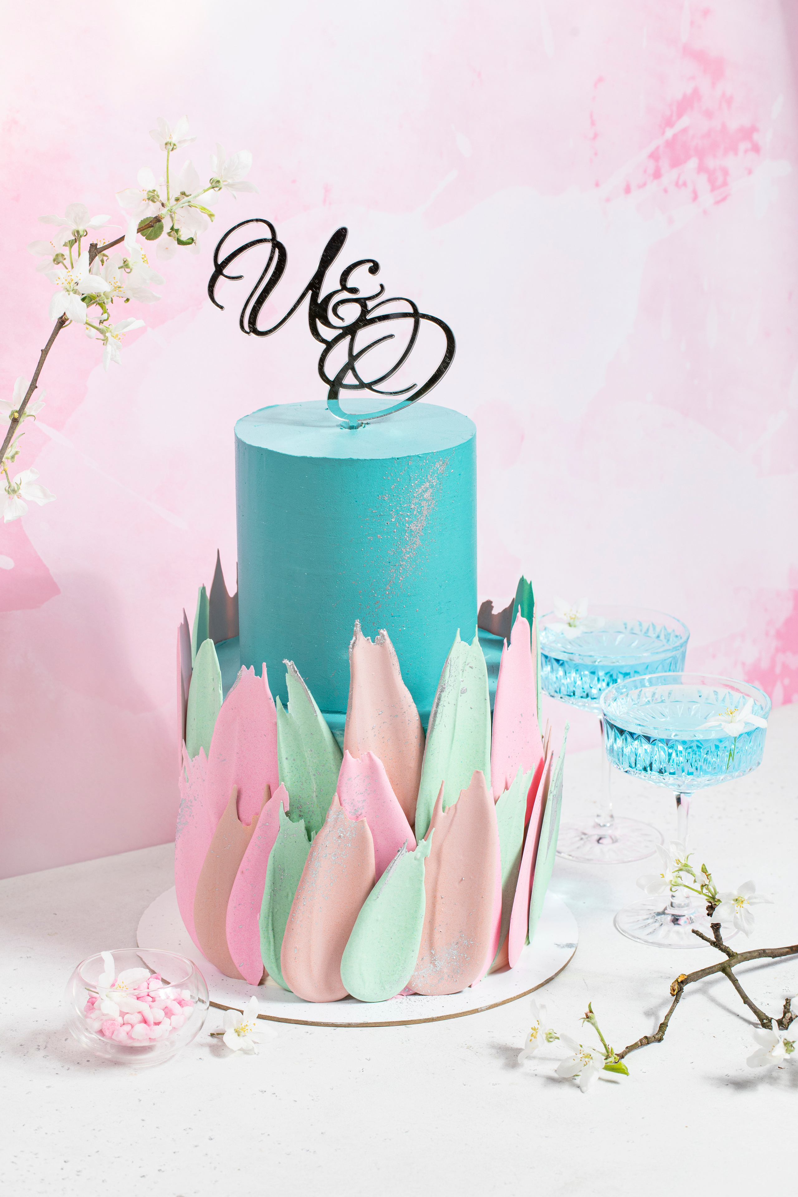 Cakeinflowers десерты. Фудфотограф, фудстилист и сет дизайнер в Москве Алена Синицына