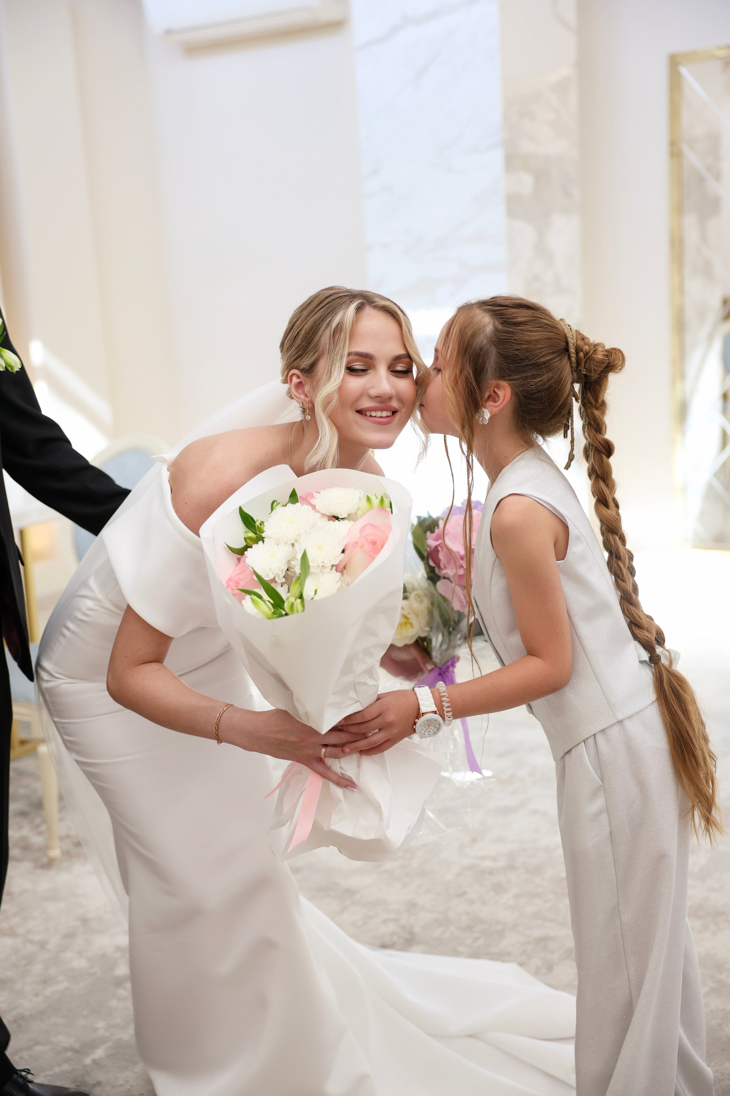 Дарья и Роман. Сборы, ЗАГС, Прогулка. Главная