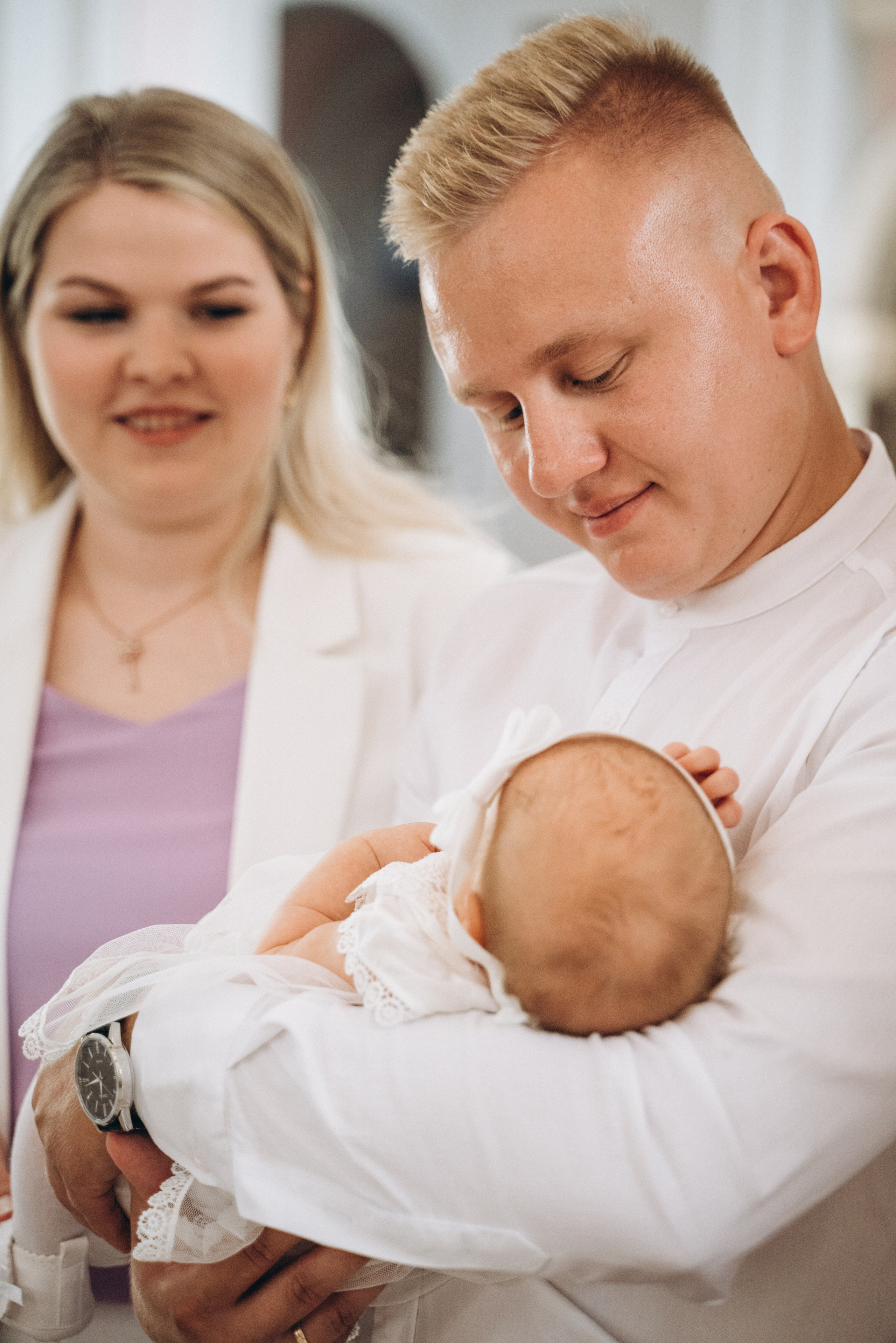 Католическое крещение (частично конфиденциальная). Семейный фотограф в Минске Дарья Дреко