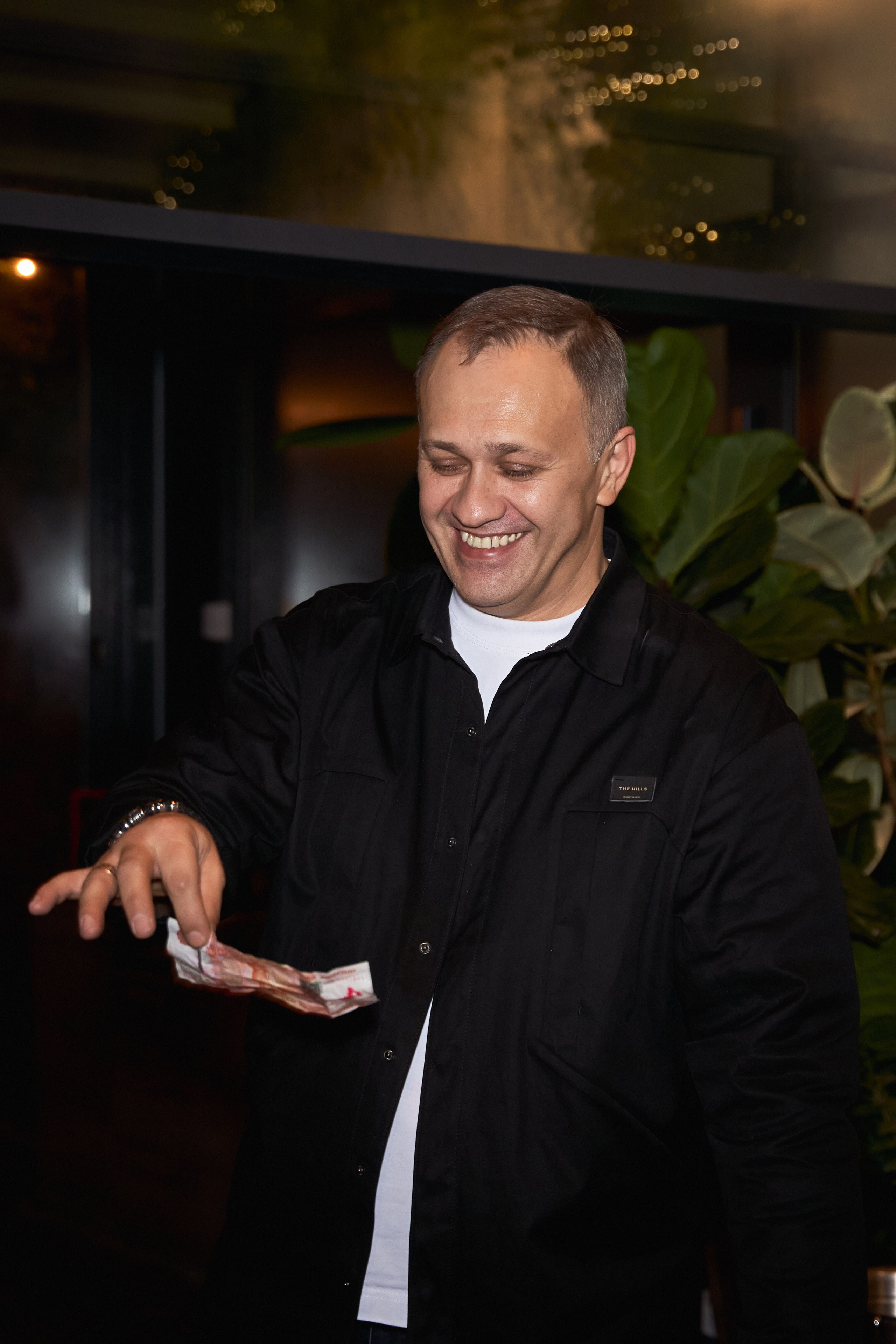 Светская съемка дня рождения 18 лет Камилле от ТВИНС СТУДИО. ТВИНС СТУДИО — лучшие свадебные фотографы и видеографы в Краснодаре