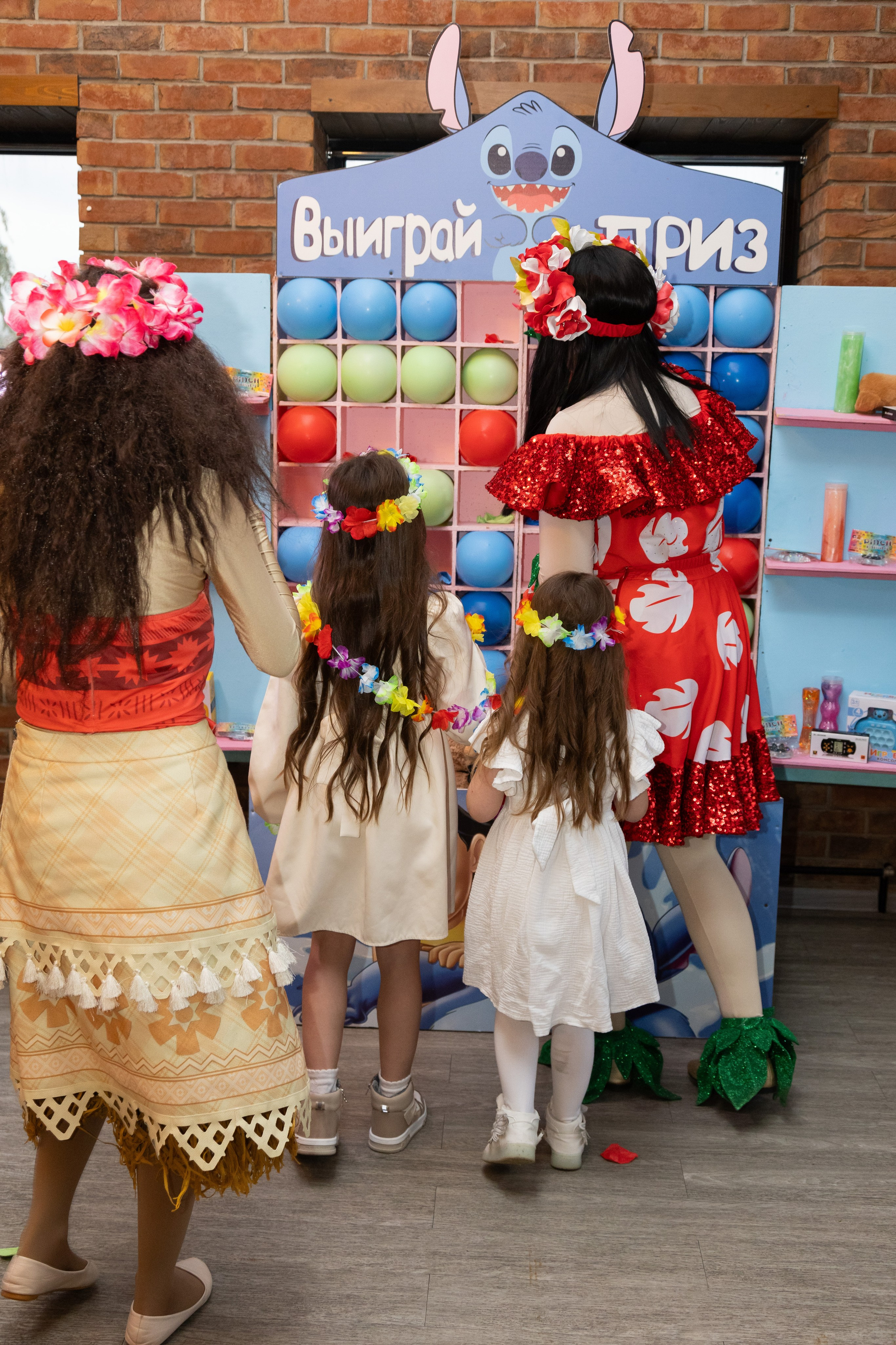 День Рожденья Оливия 7 лет. Портретный Студийный и уличный фотограф Москва. Индивидуальные, Семейные, Беременность, Будуар, Каталог, контент съемки для блога и бизнеса