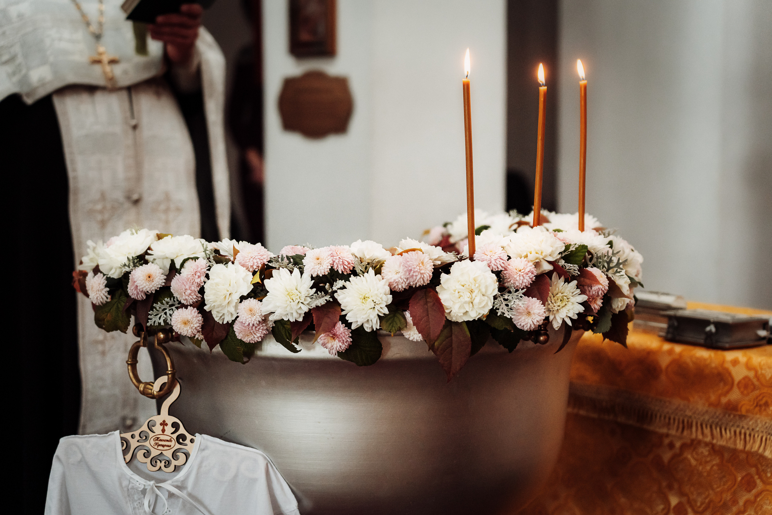 Таинство крещения в храмах Воронежа. Преимущества индивидуального крещения. Фотограф для семей и экспертов в г. Воронеж Ирина Круглова