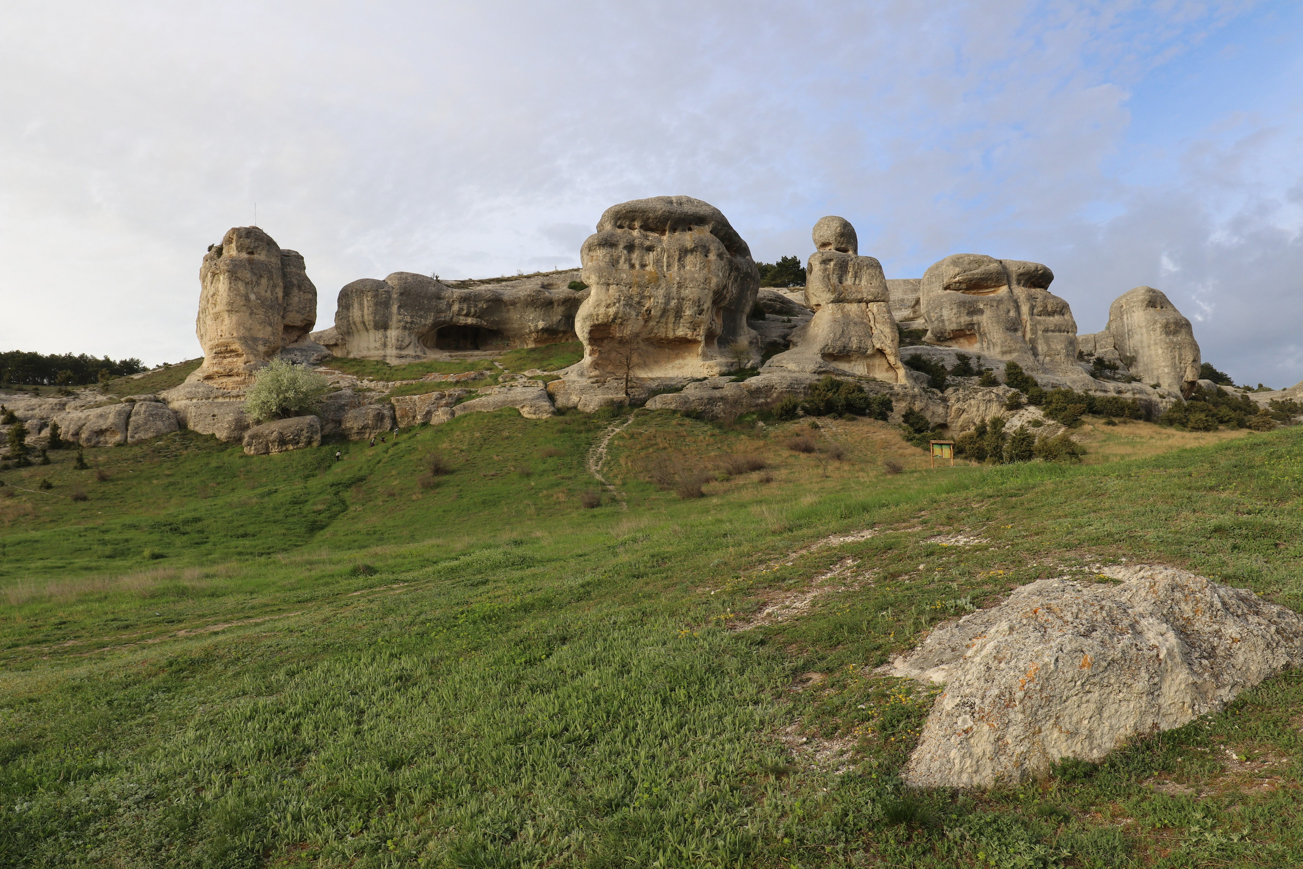 Крым. ЮБК (Бахчисарай, Кастрополь, Таракташская тропа). Май 2021. Путешественник-фотограф из Санкт-Петербурга Татьяна Свистулина