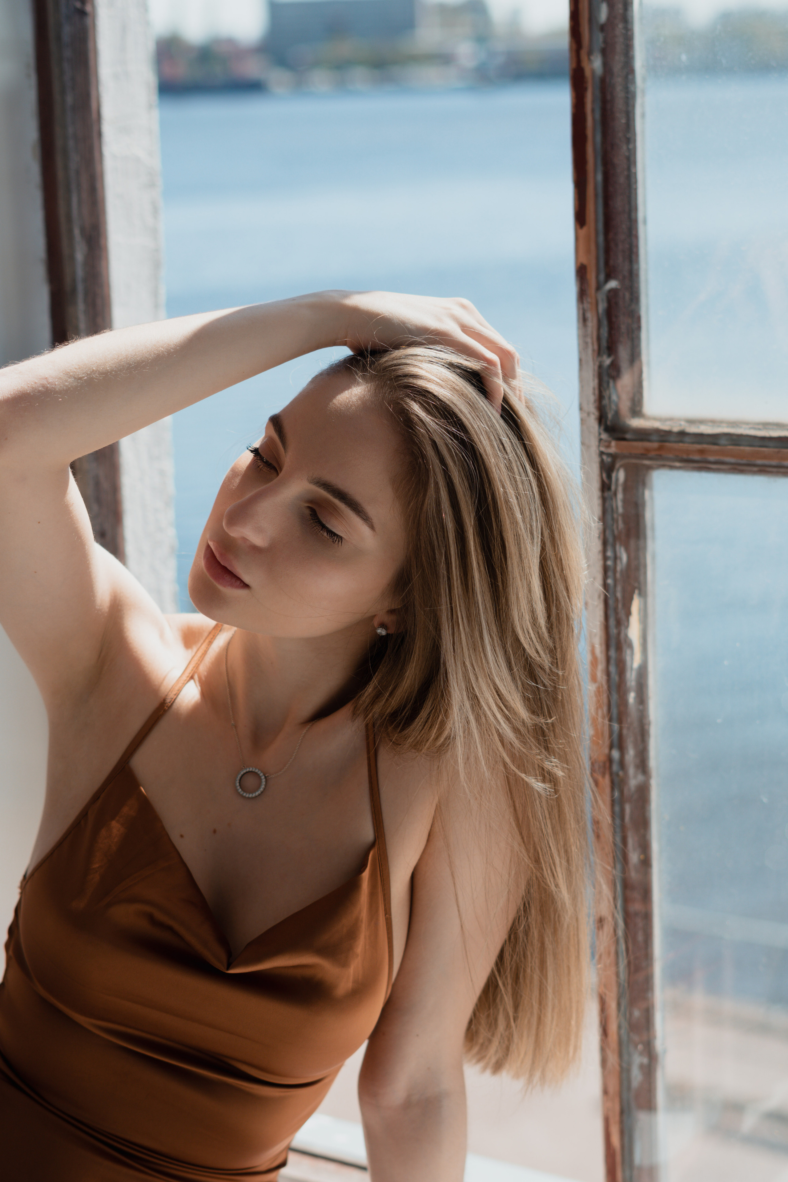 Diana. Professional Wedding Photographer Geneva & Romande Switzerland | Tanya Creator