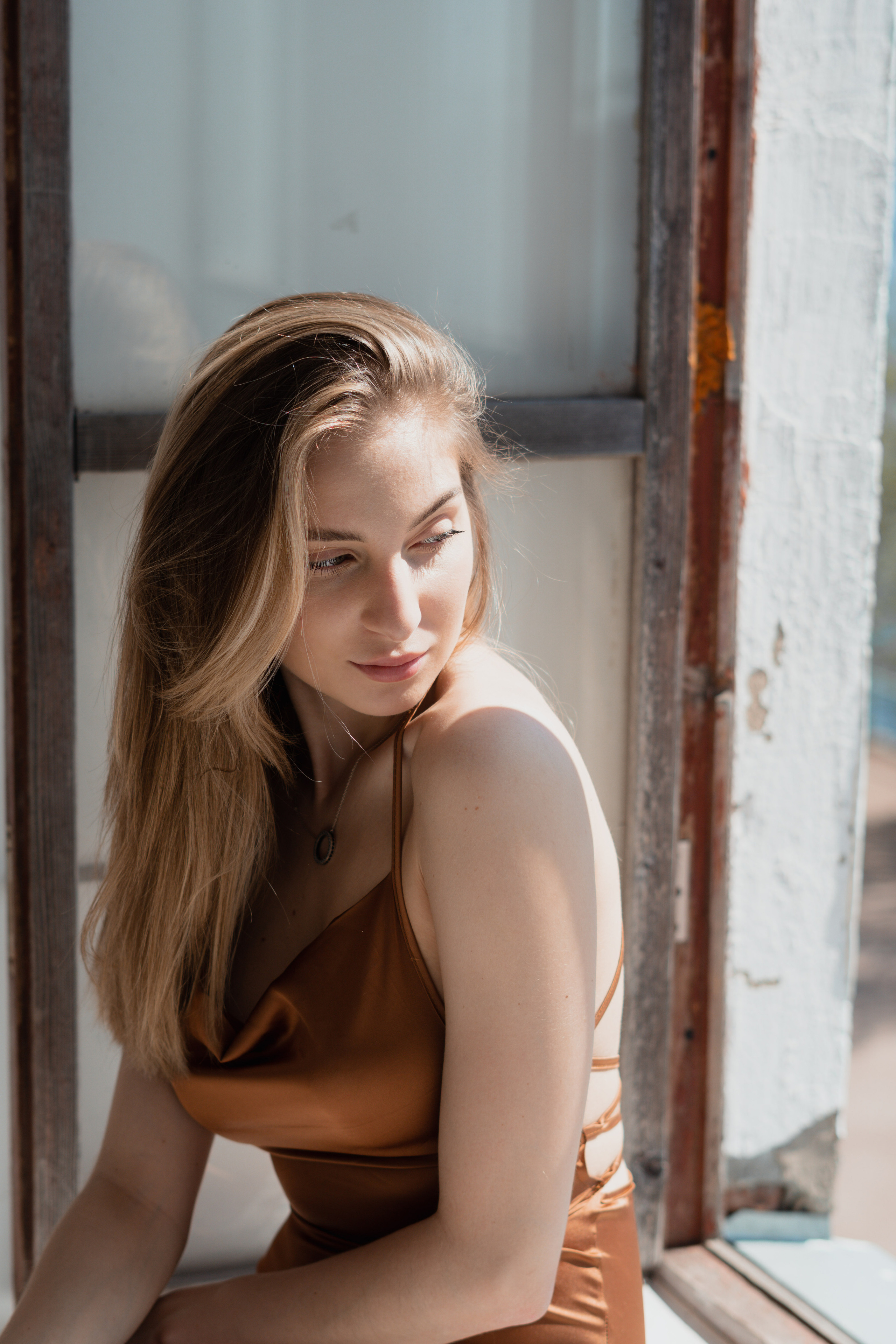 Diana. Professional Wedding Photographer Geneva & Romande Switzerland | Tanya Creator