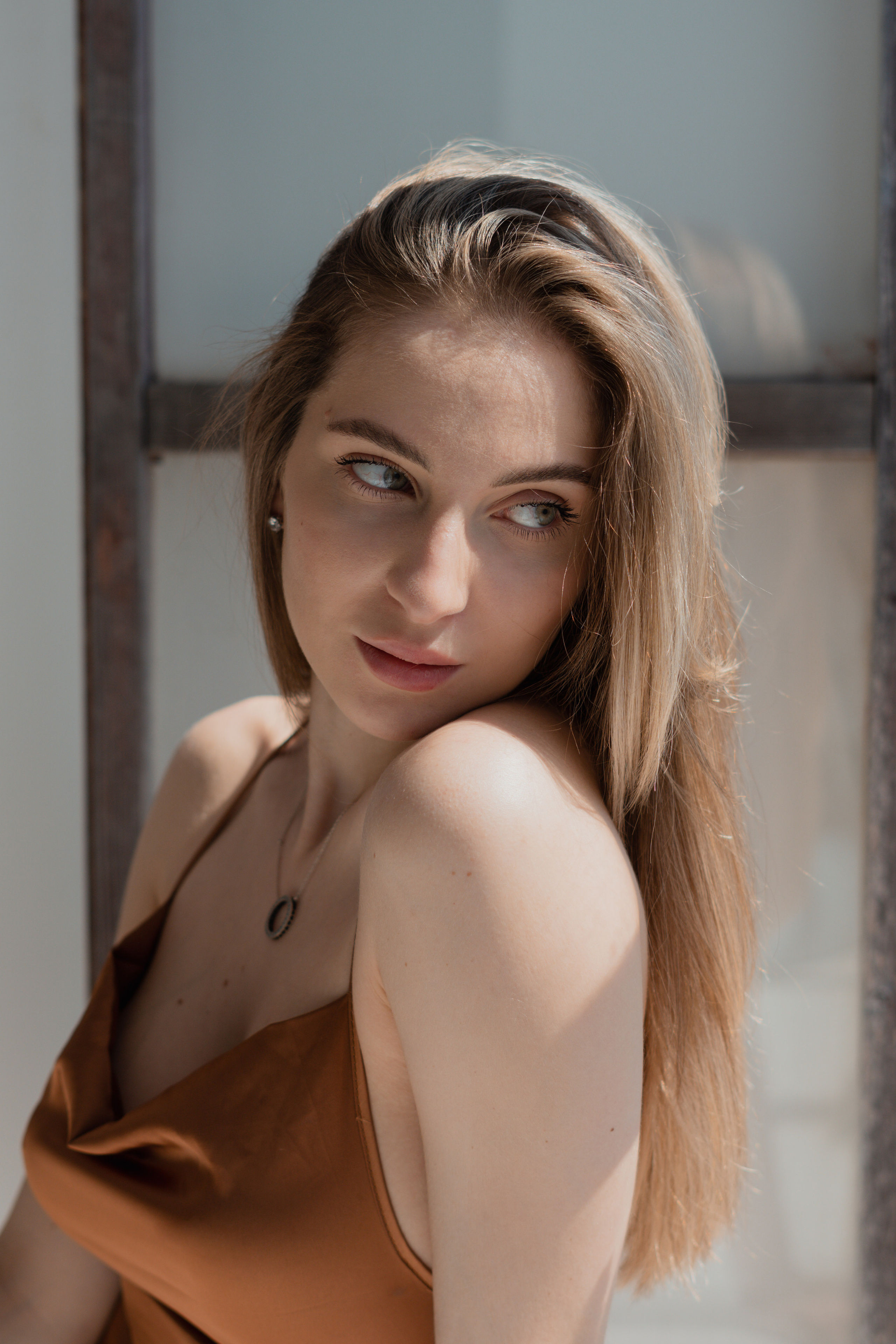 Diana. Professional Wedding Photographer Geneva & Romande Switzerland | Tanya Creator