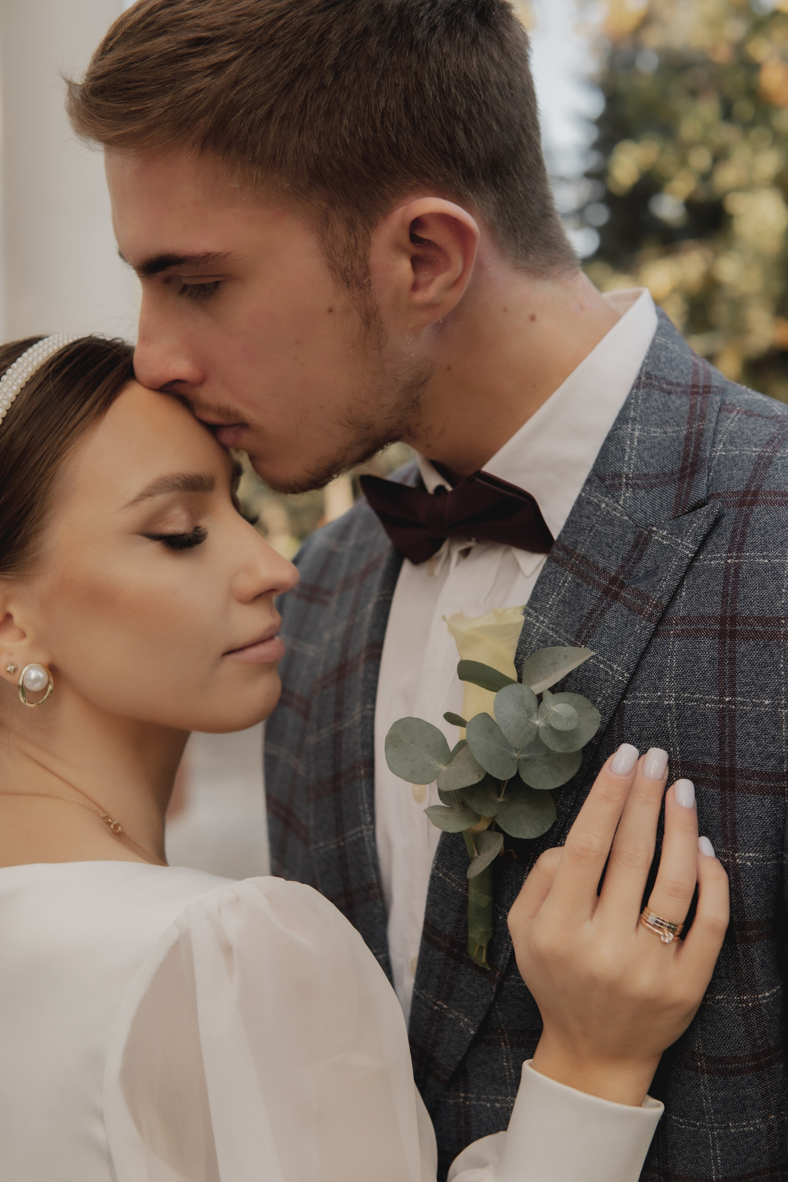 Свадебная прогулка. Мы тонем в лучах нежных объятий. Свадебный и портретный фотограф в Москве, Светлана Янковая