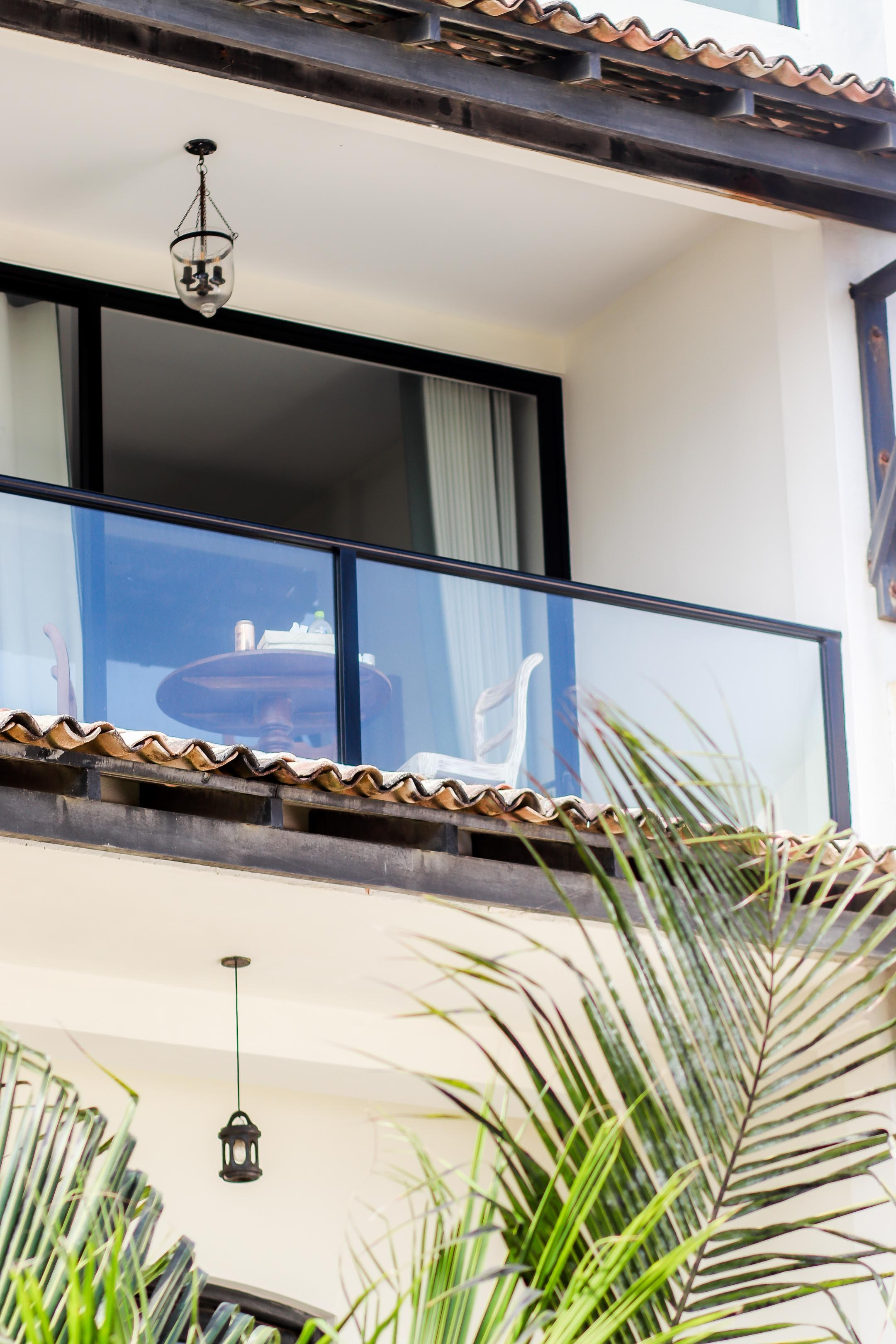 Отель и ресторан район Мидигама. Фотограф на Шри-Ланке