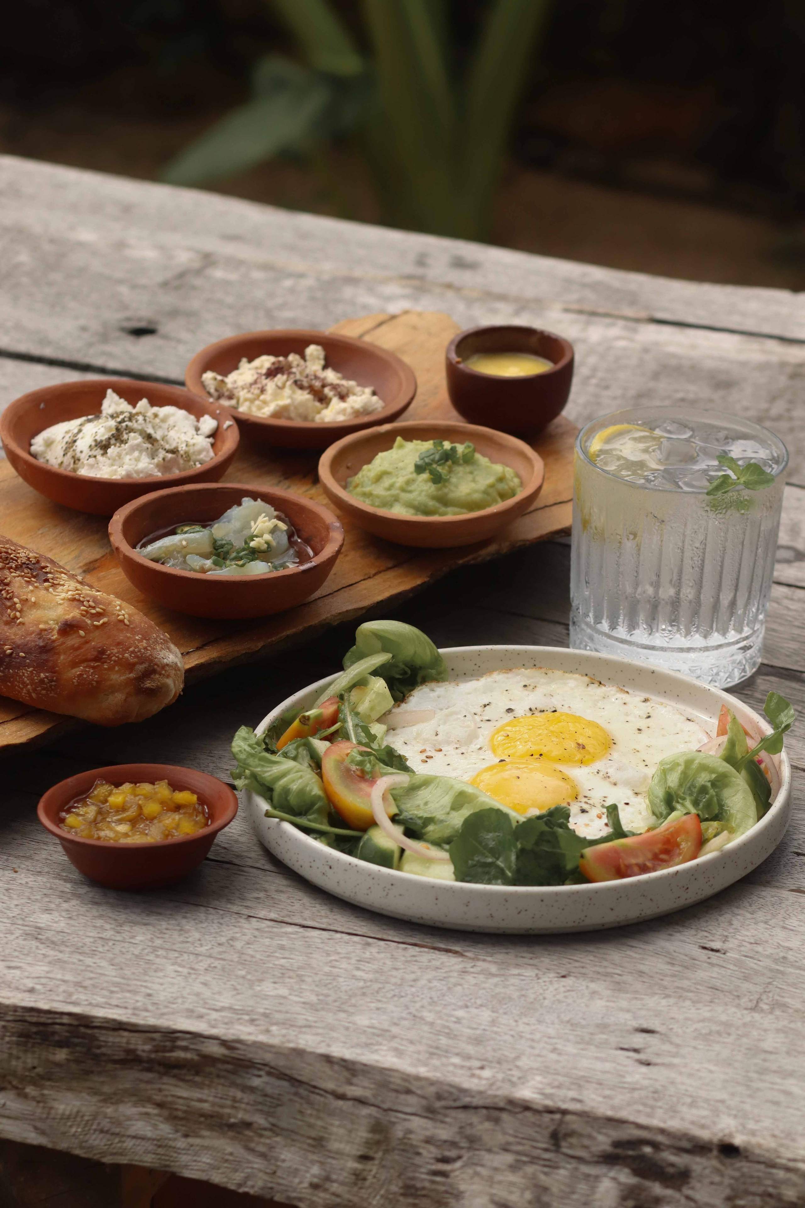 Ресторан пляж Ахангама. Фотограф на Шри-Ланке