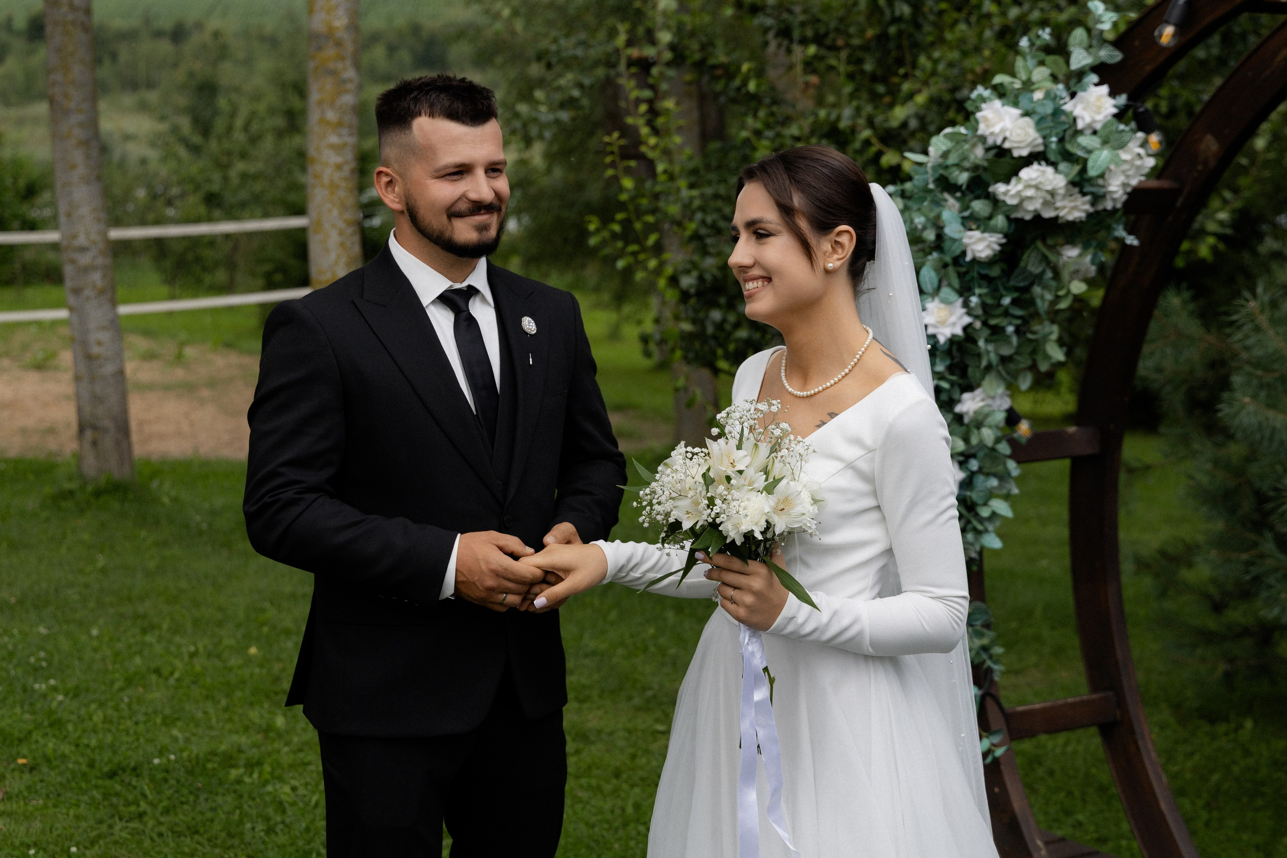 Свадебная фотосессия в агроусадьбе Лабодянка в Минске. Свадебный фотограф в Минске/Беларуси Сергей Спиридонов