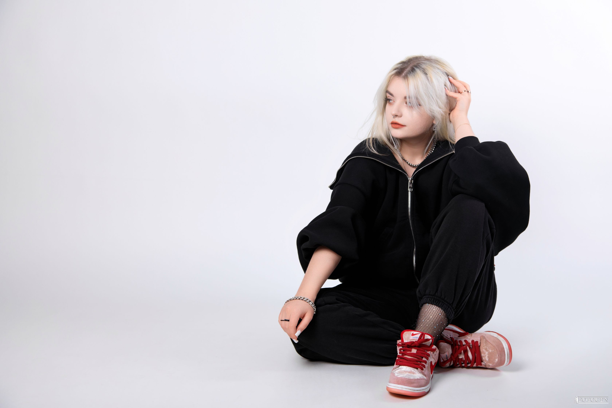 Юность и стиль: Идеи для стильных фотосессий. Интерьерная фотостудия FOTOGEN г. Краснодар