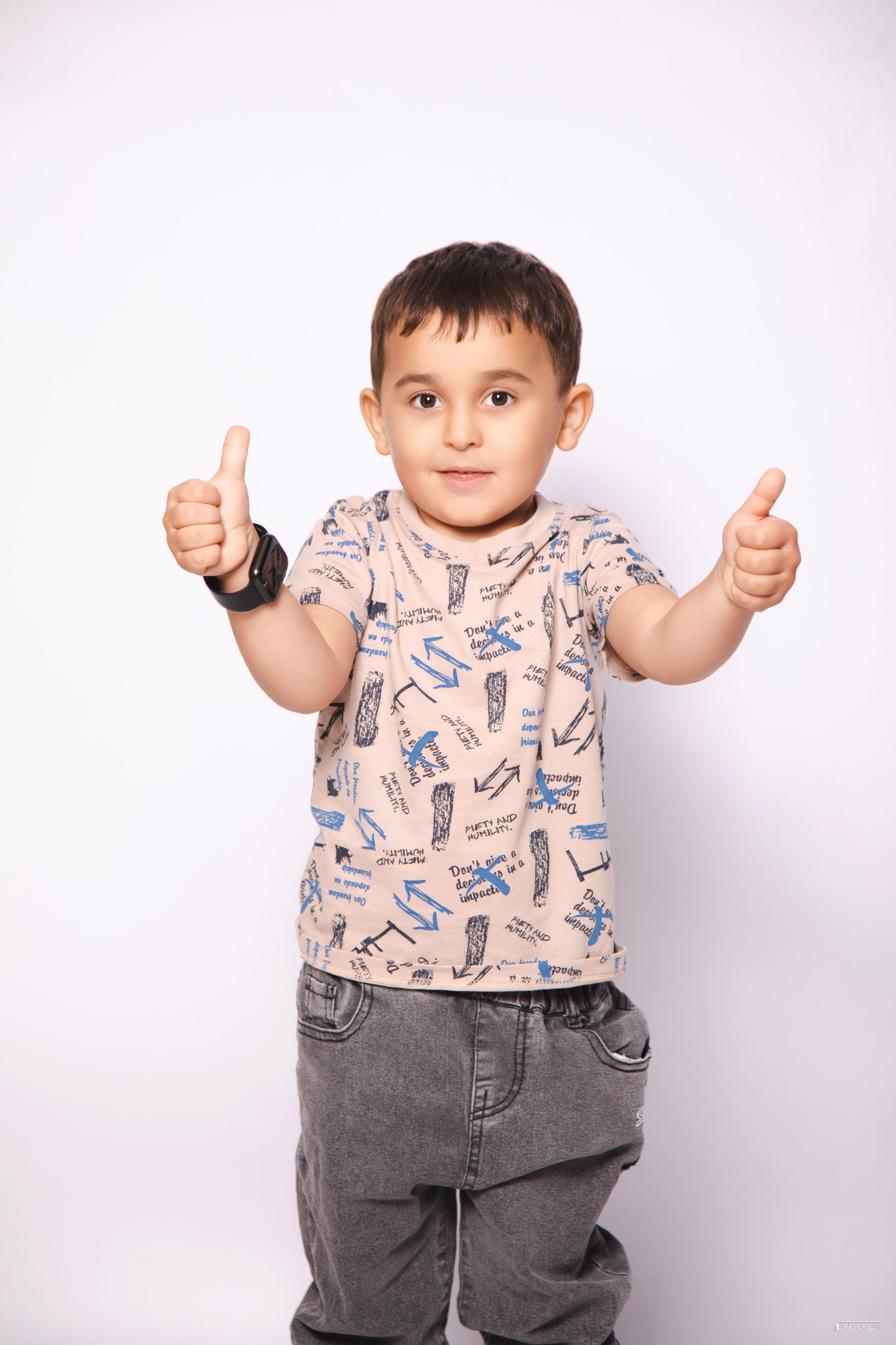 Фотосессия Мальчиков до 6 лет в Студии — Fotogen. Интерьерная фотостудия FOTOGEN г. Краснодар