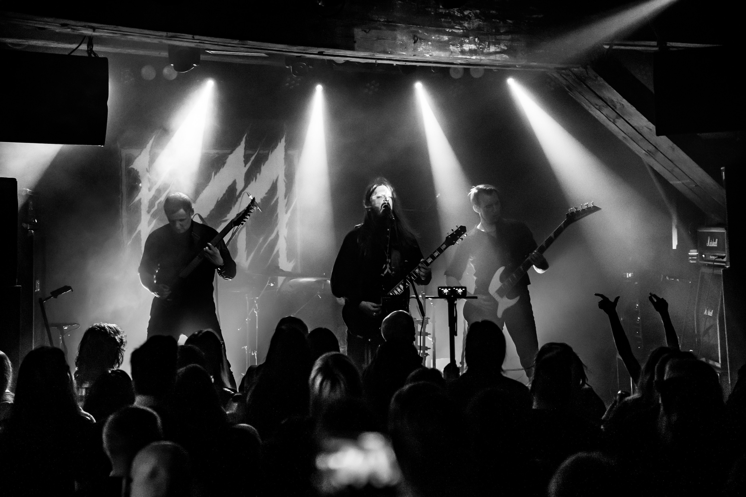 ИЛ • Minuala • Khlad|Цоколь 2.0. Концертный и репортажный фотограф в Санкт-Петербурге Слава Пахомов