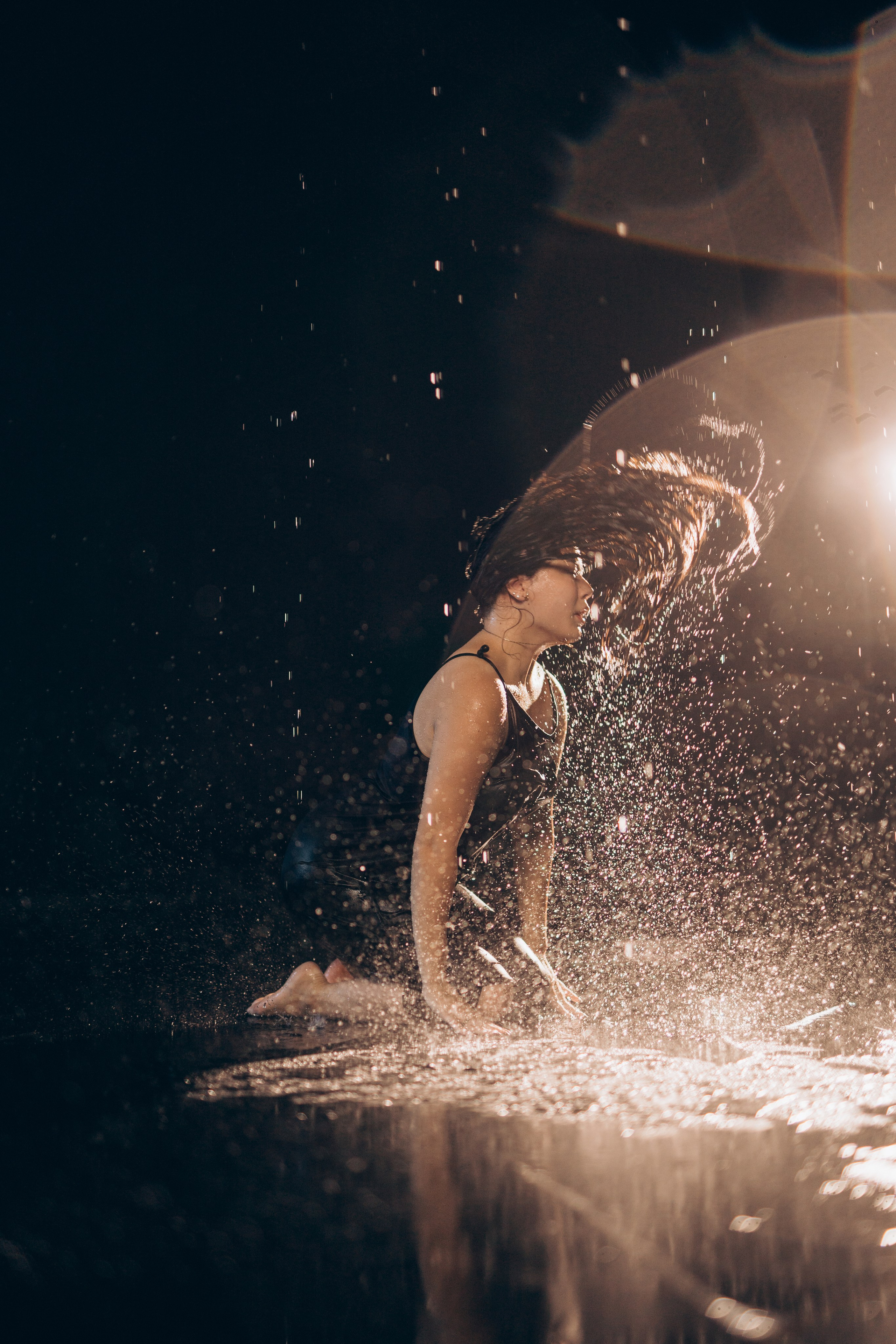 Свидание под дождем. Фотограф в Алматы Чалова Нафиса