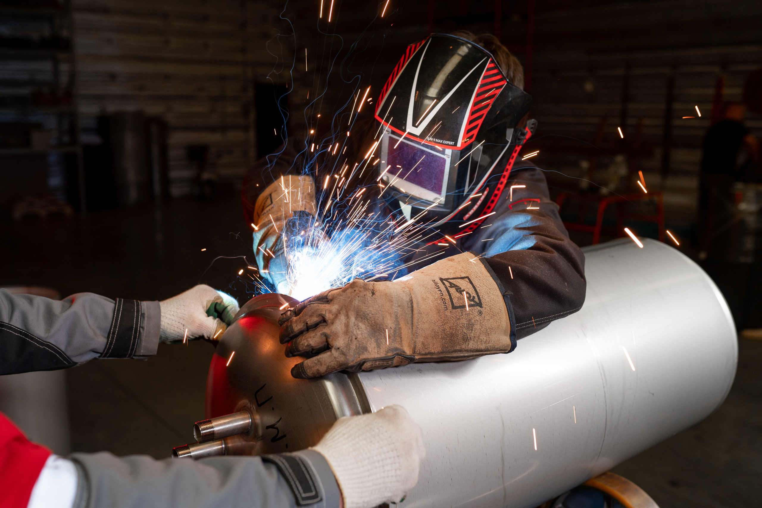 КОММЕРЦИЯ. Никита Аничкин фото и видео оператор из России