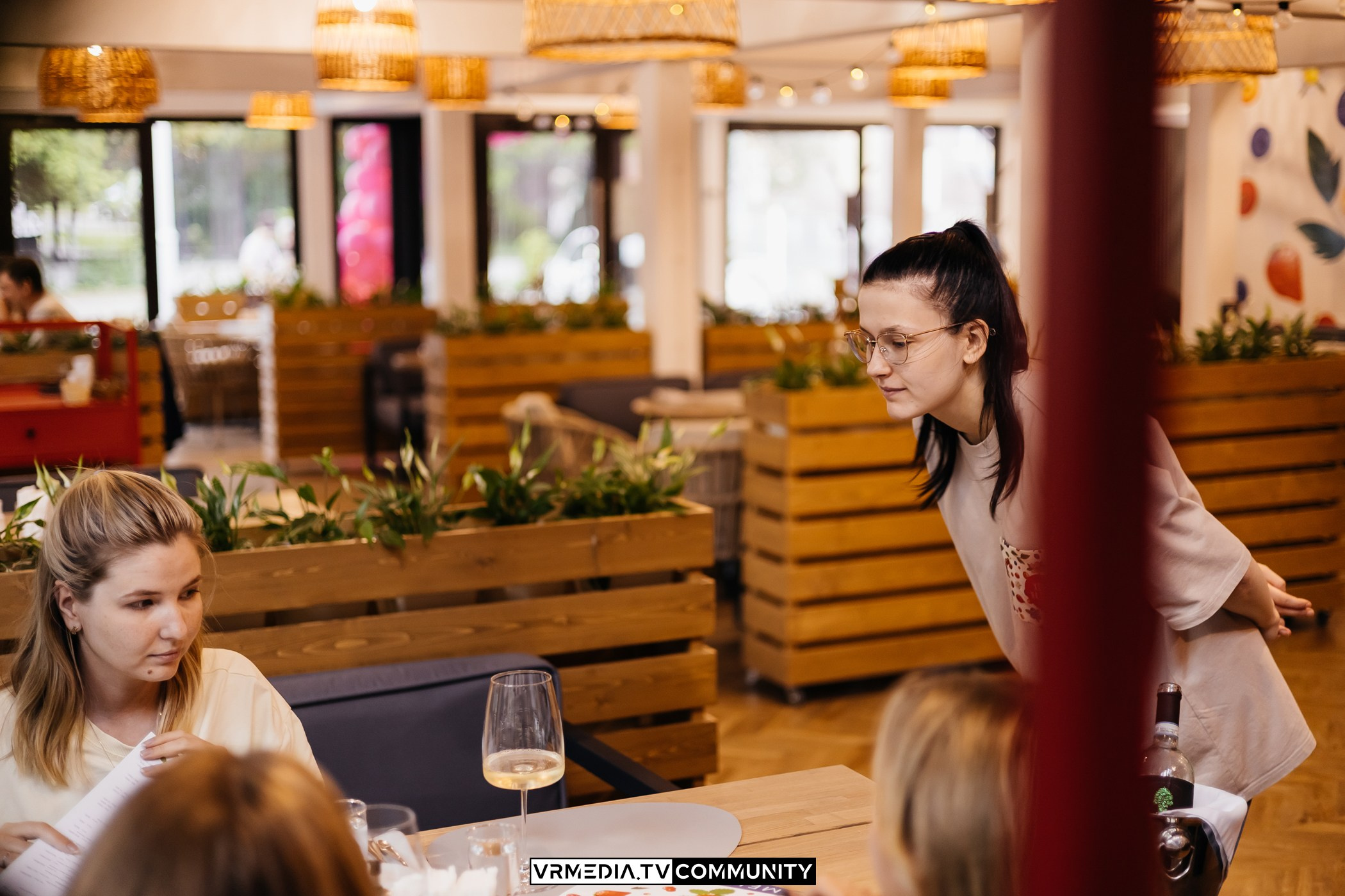 Ресторан «Volna»: Вечер на летней веранде «Хочу на дачу»