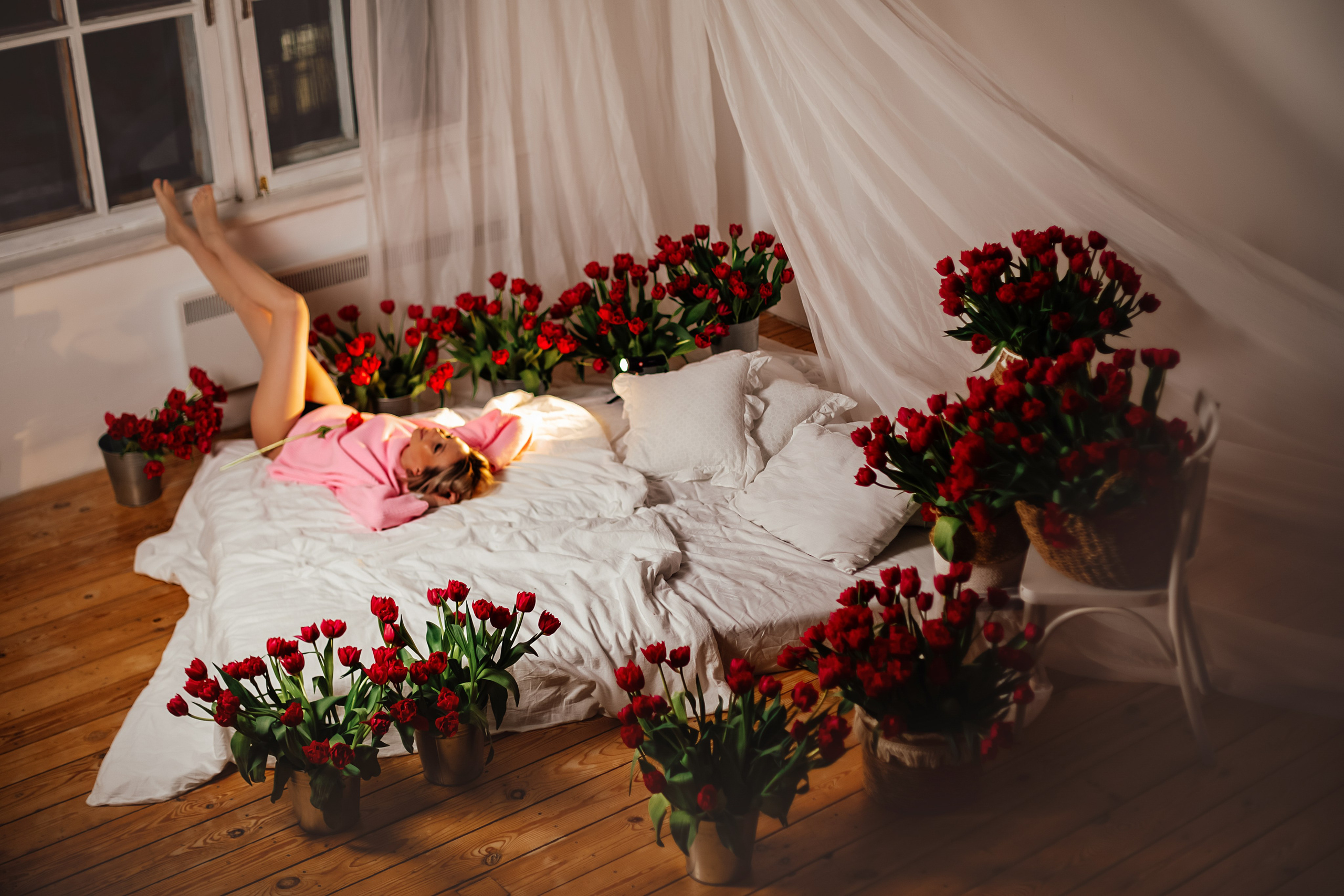 Фотосессия с тюльпанами. Https://malovafoto.ru