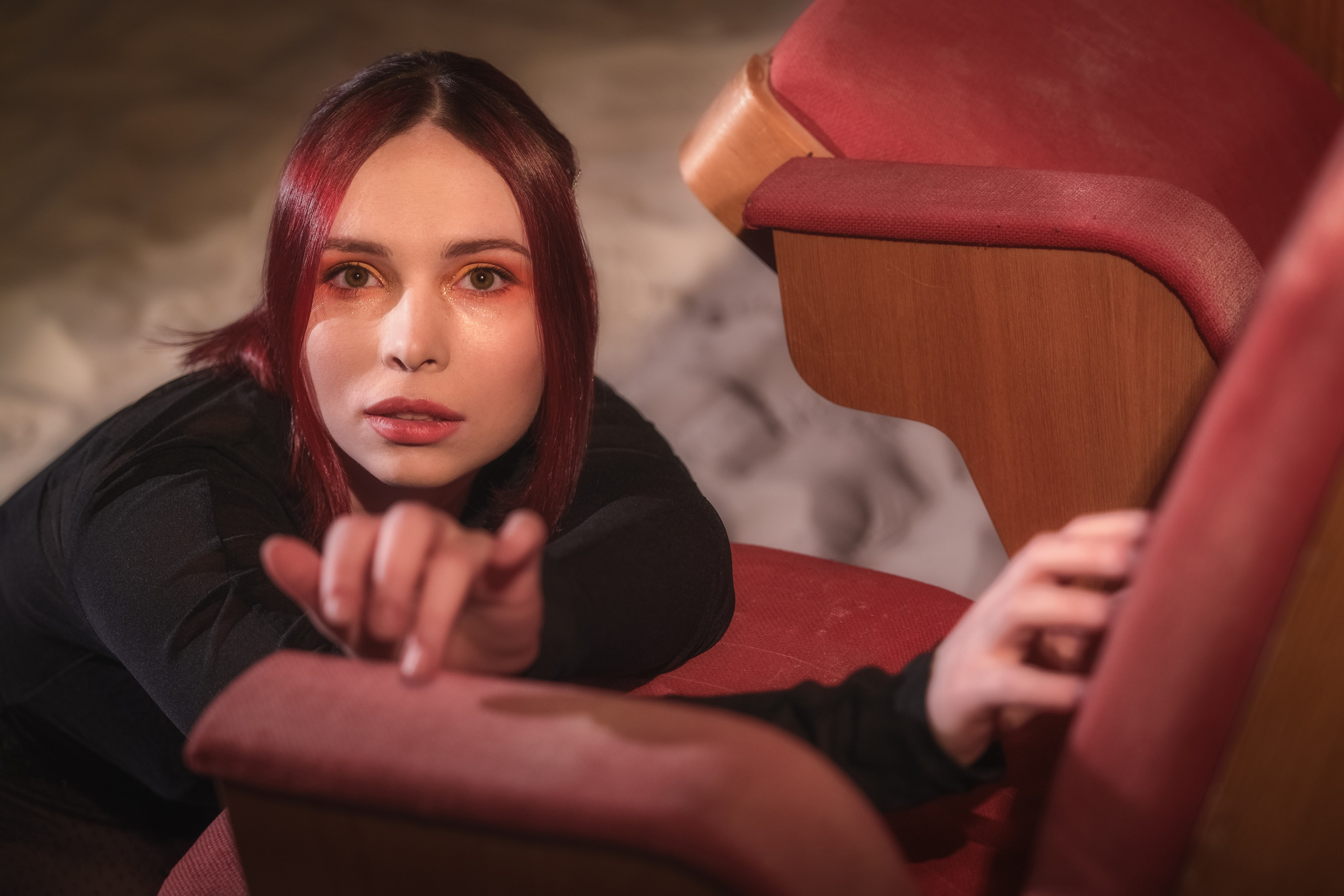 Фотосессия в зале с песком на студии Локация 223