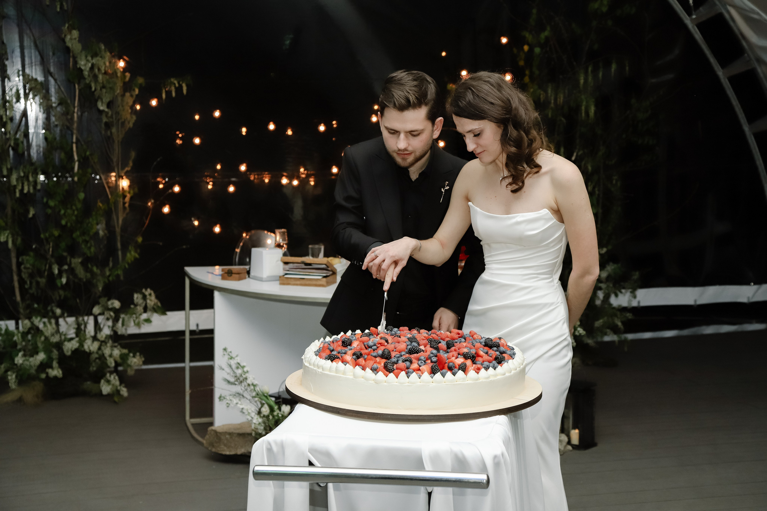 Земля смеётся цветами. Свадебный фотограф Челябинск Полина Чеботарь