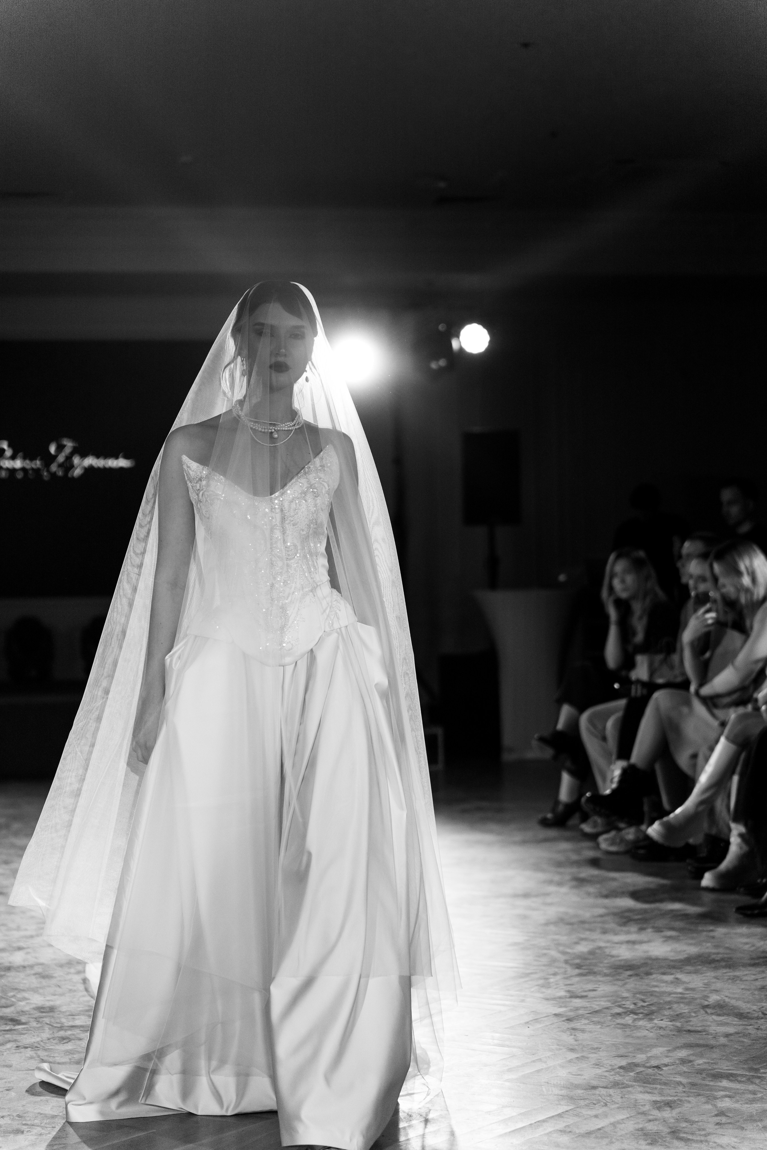 Выставка свадебных специалистов «Свадьба на 1000%». Свадебный фотограф в Санкт-Петербурге