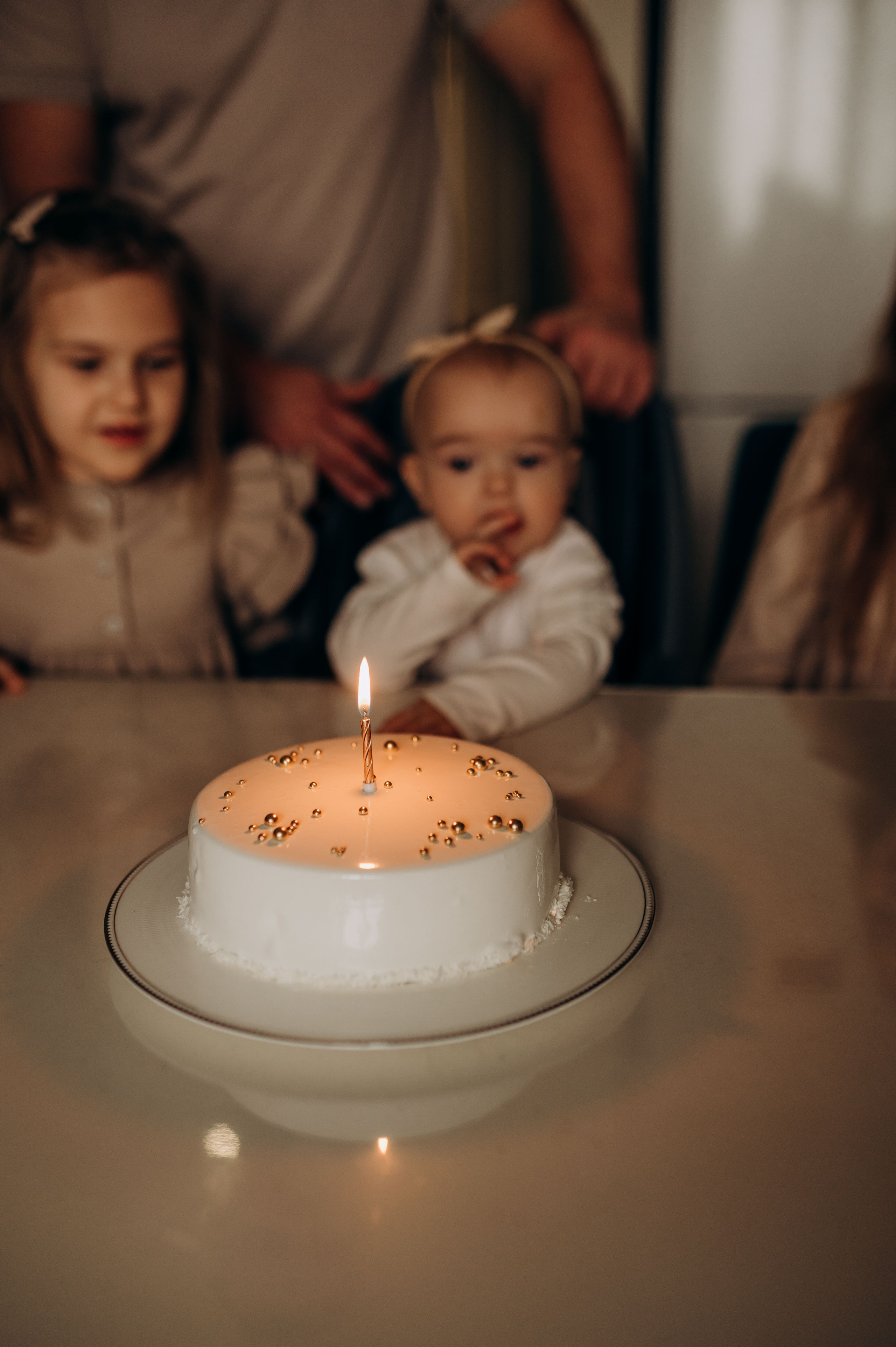 Годик младшей сестрёнке. Семейный фотограф в Домодедово и Москве Елена Пичугина