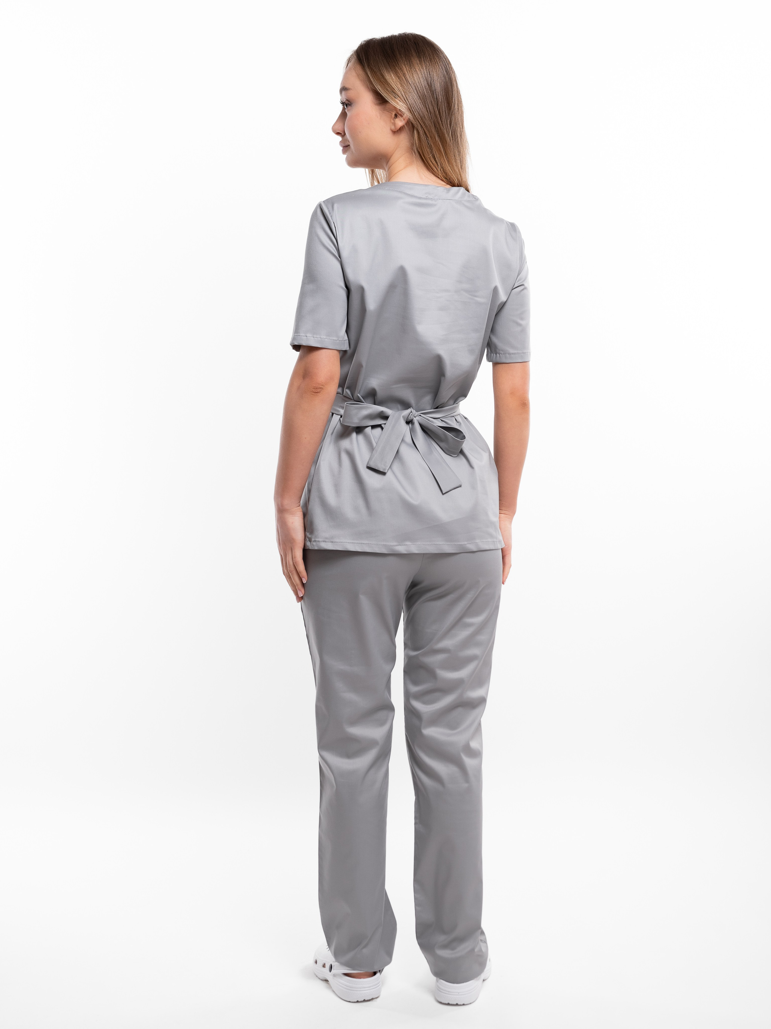 Медицинские костюмы. Предметный фотограф, фото для маркетплейсов Пятигорск, КМВ