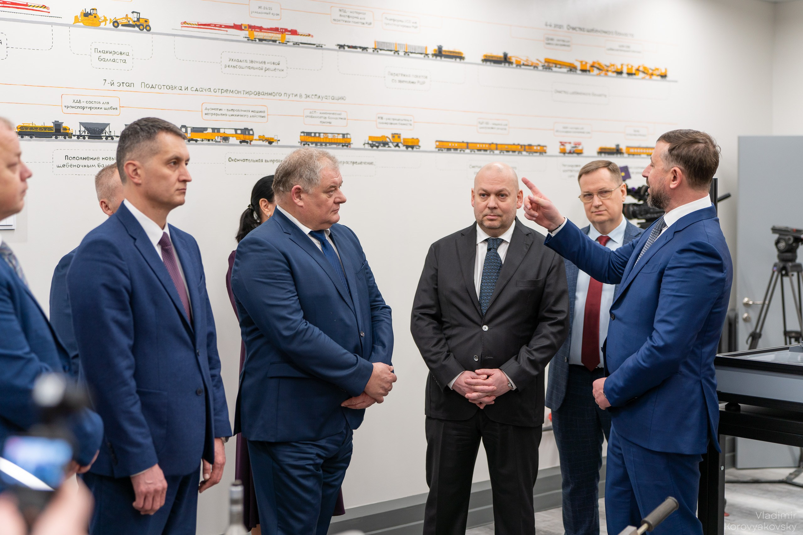 Открытие лабораторий. Фотограф Владимир Коровяковский