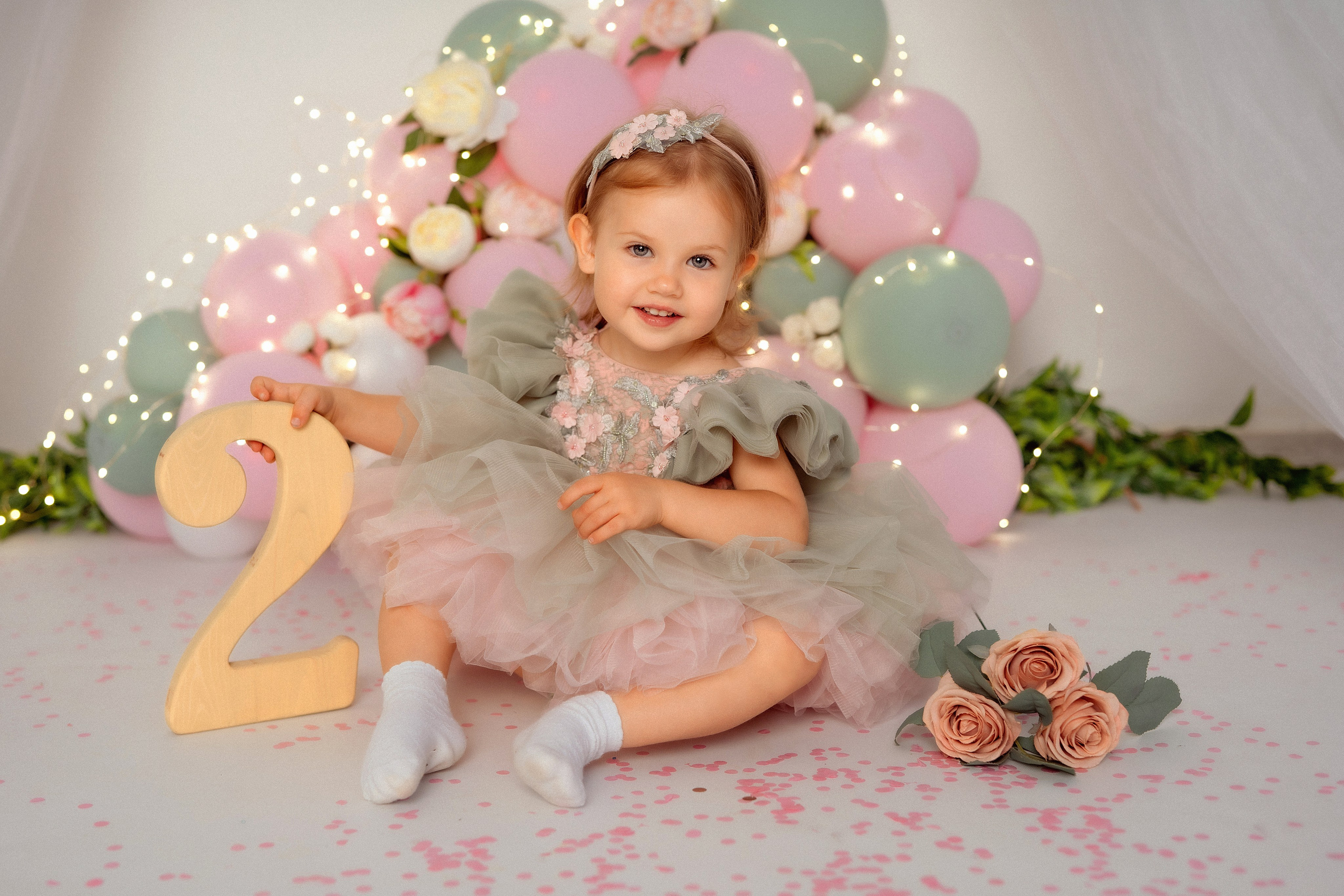 Классика для девочек. Детский и семейный фотограф в г. Ачинск Надежда Мелиоранская