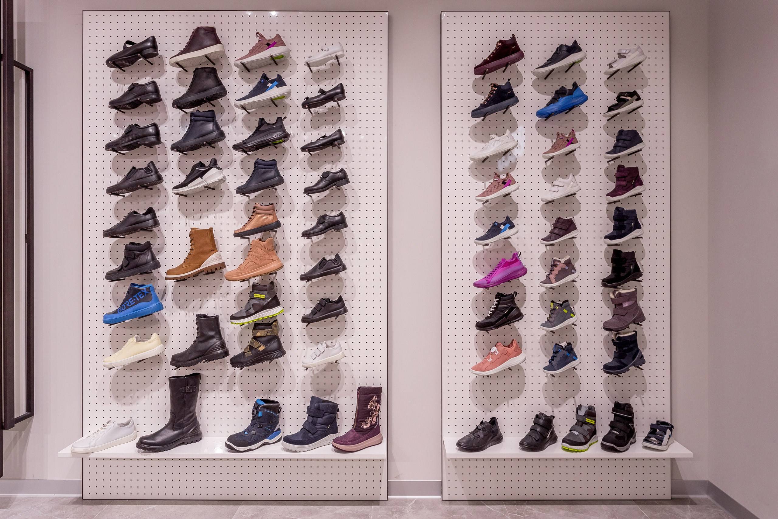 Shops. Interior photographer Vitalii in Portland and Vancouver